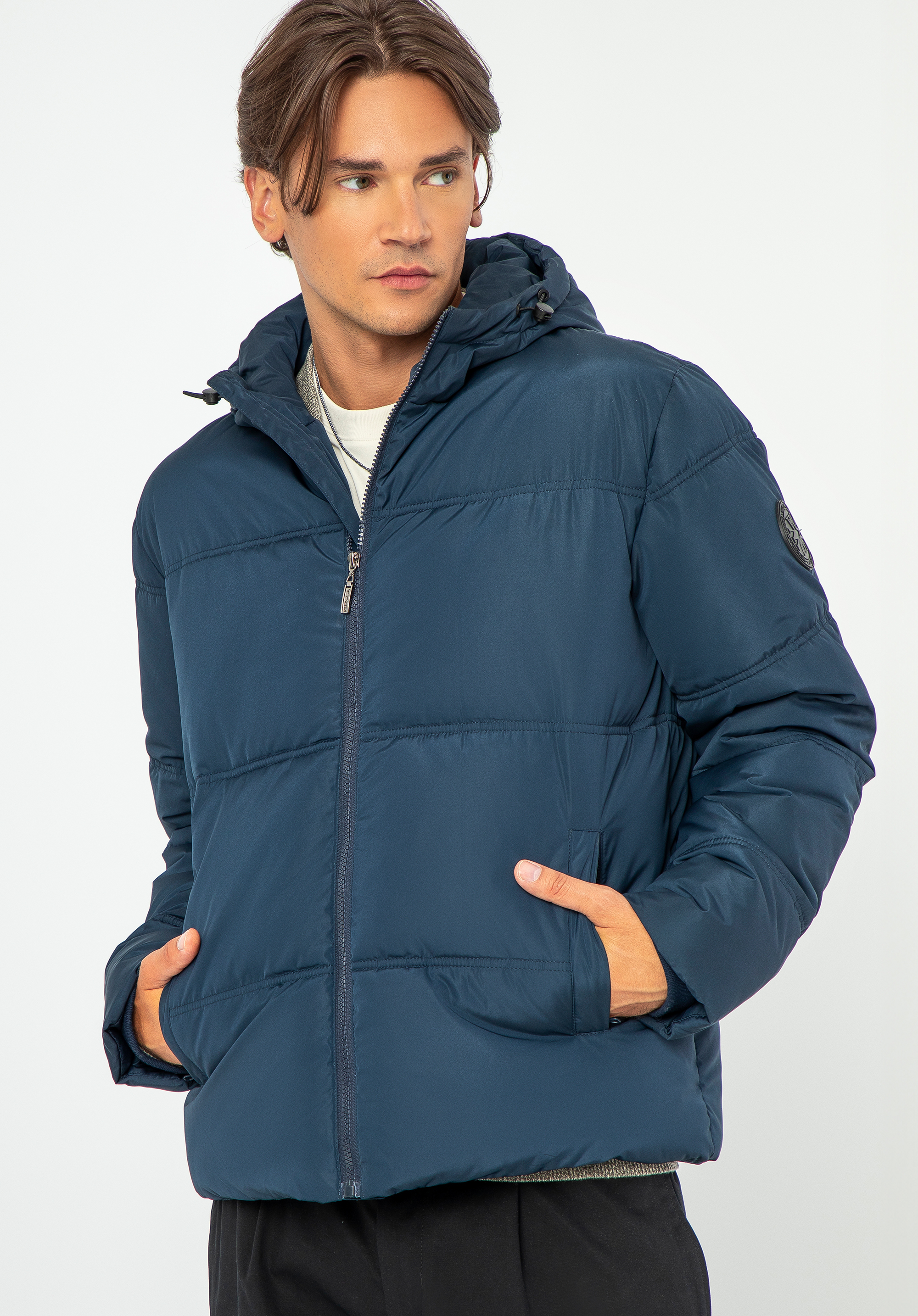 Чоловіча стьобана куртка з вензелем, темно-синій, 99-9D-950-N-XL, Фото 1