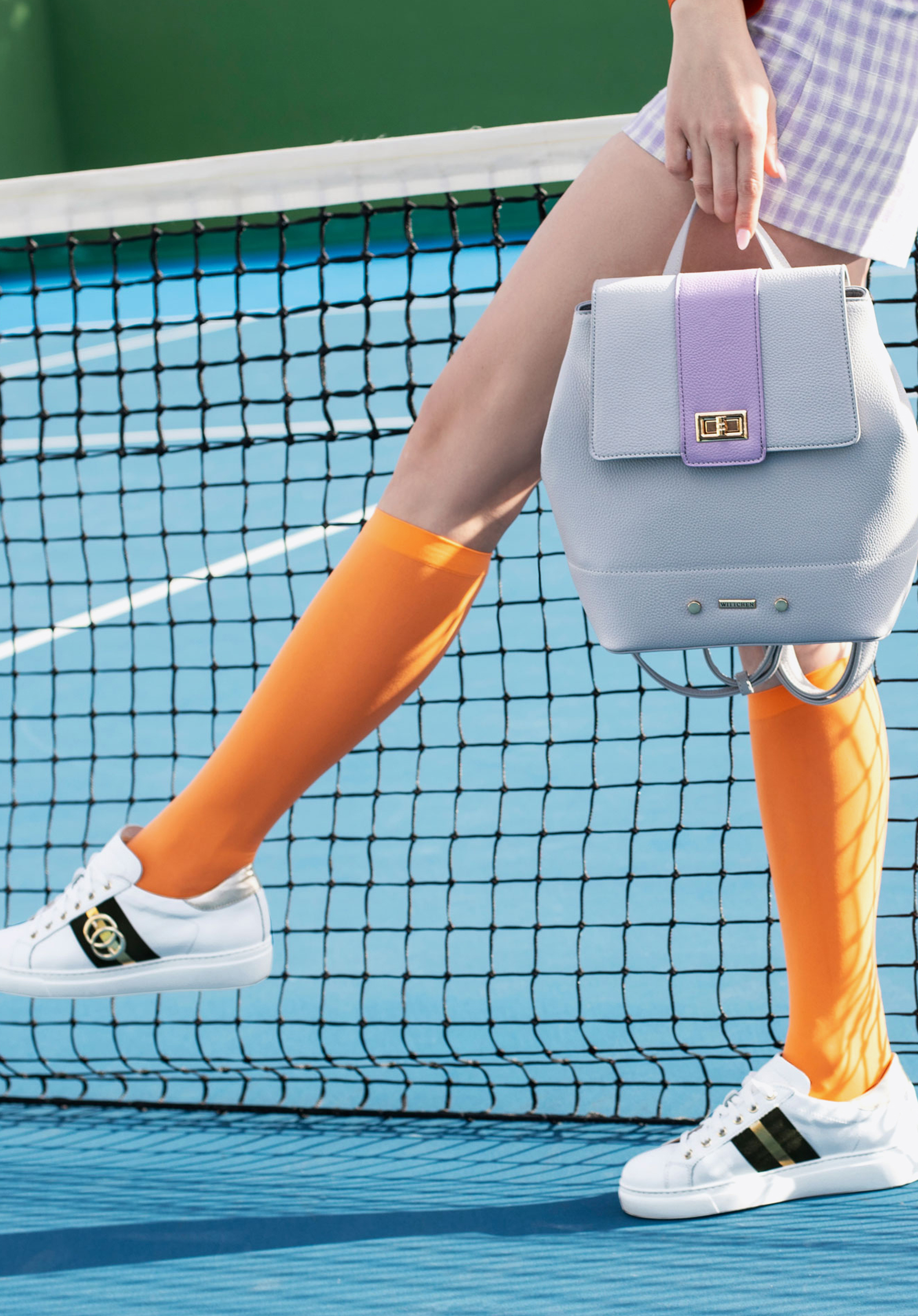 Adidași de damă din piele cu catarame