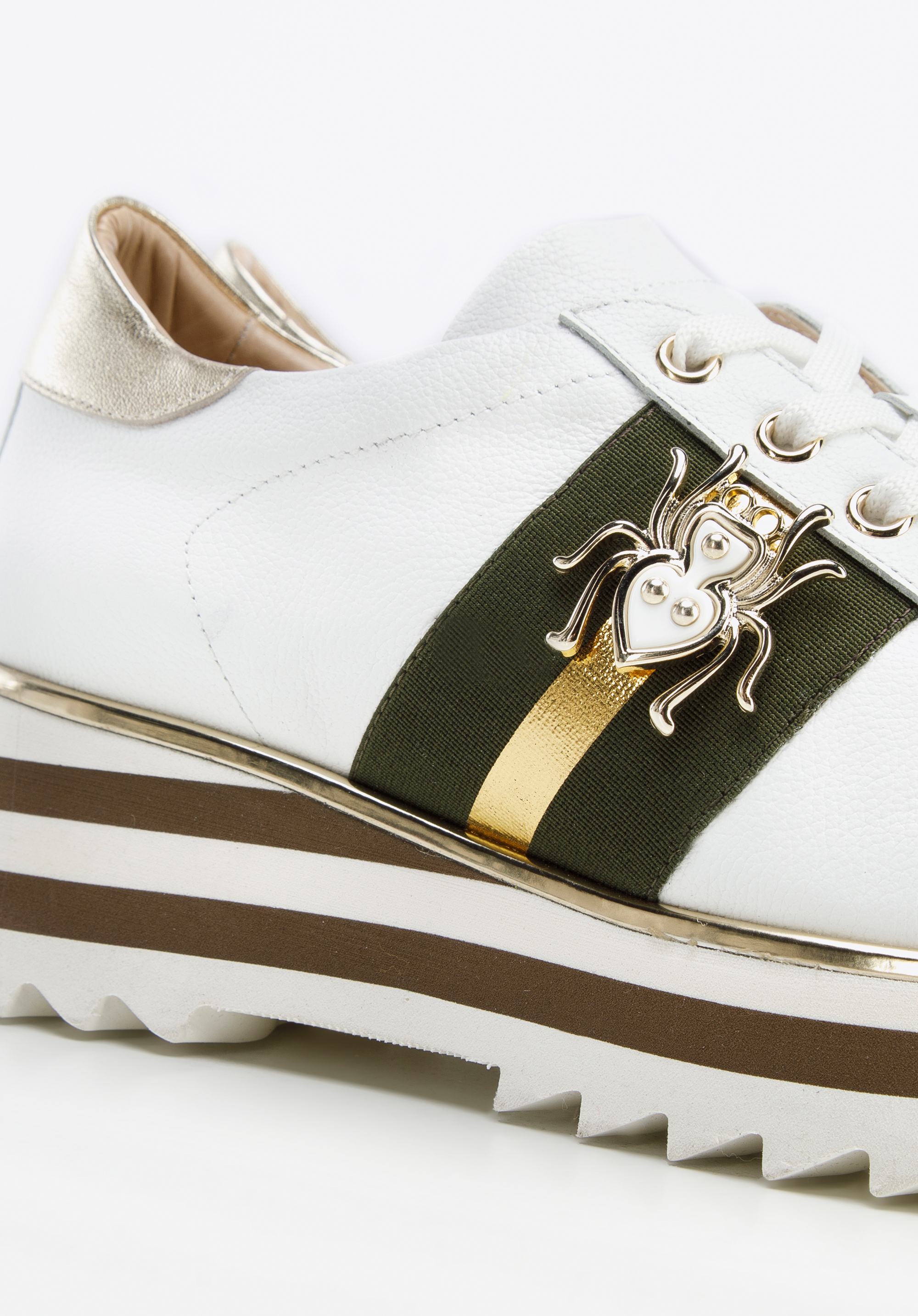 Adidași din piele pentru femei cu o insectă alb - verde | WITTCHEN