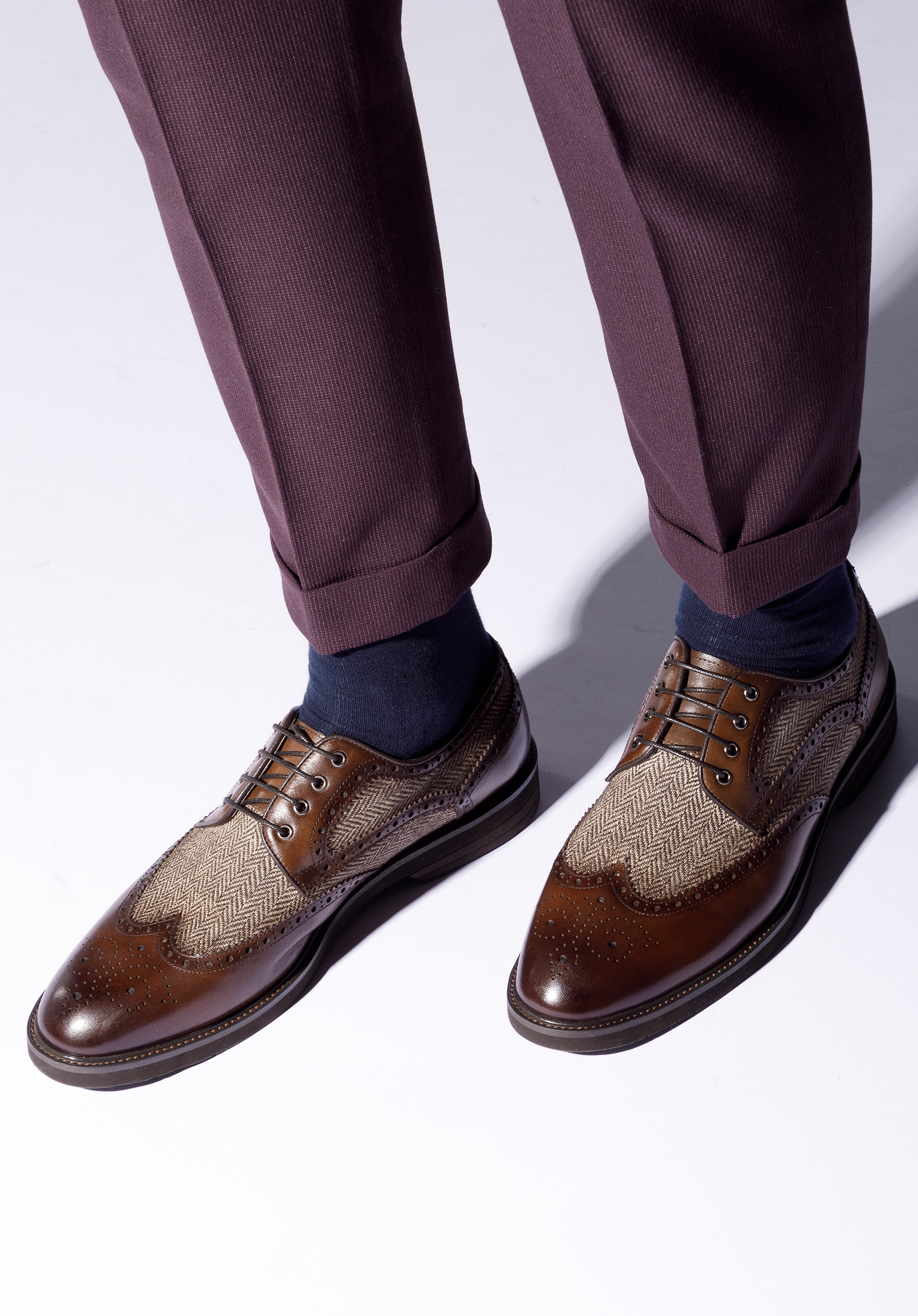 Férfi bőr brogues félcipő halszálka mintával