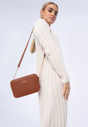 Női ökobőr crossbody táska díszített zsebbel, barna, 29-4Y-014-5, Fénykép 1