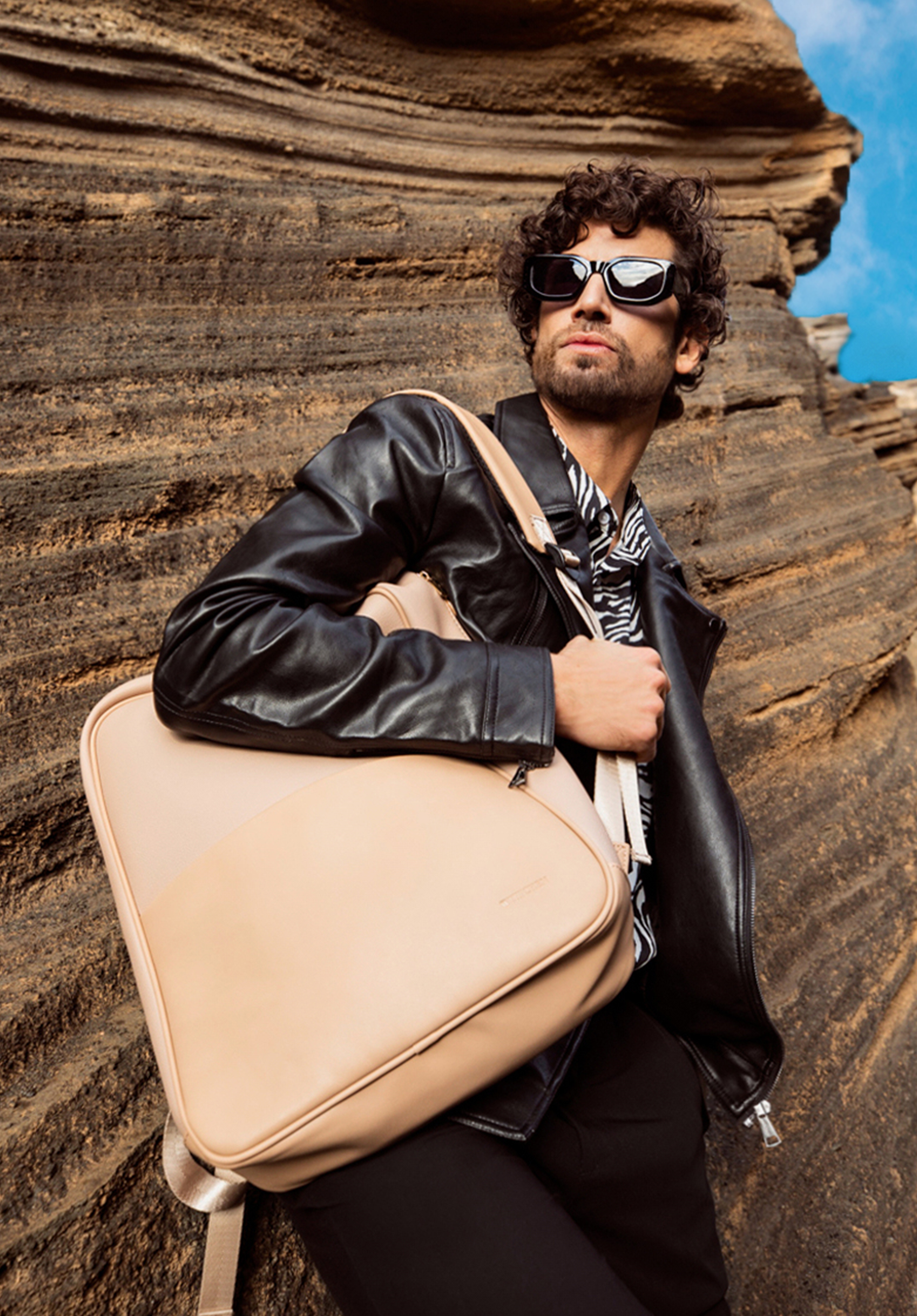 15,6 Zoll Laptoprucksack mit glattem Fach, beige, 95-3P-008-5, Bild 1