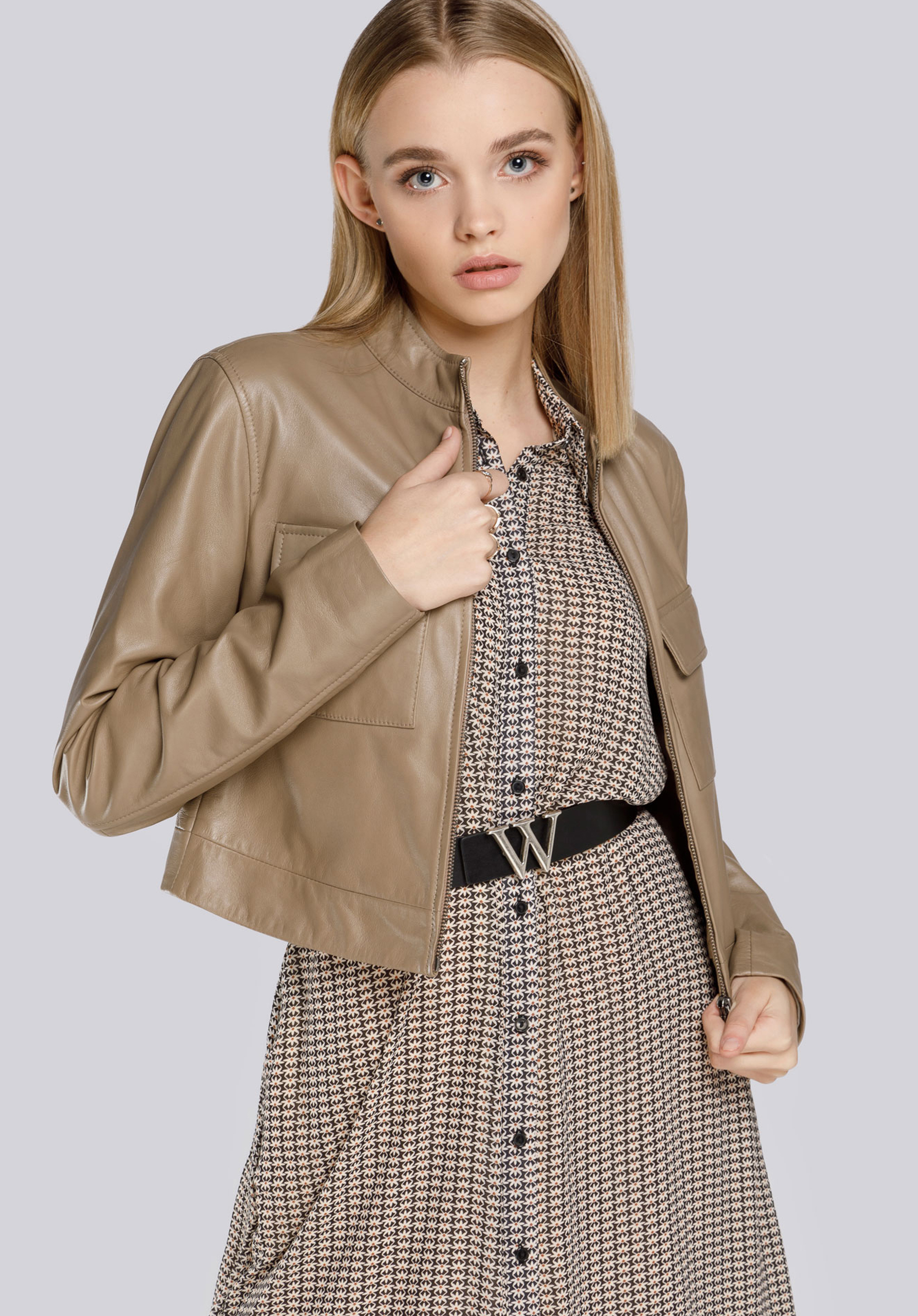 Cropped Jacke aus Leder, beige, 94-09-805-9-M, Bild 1