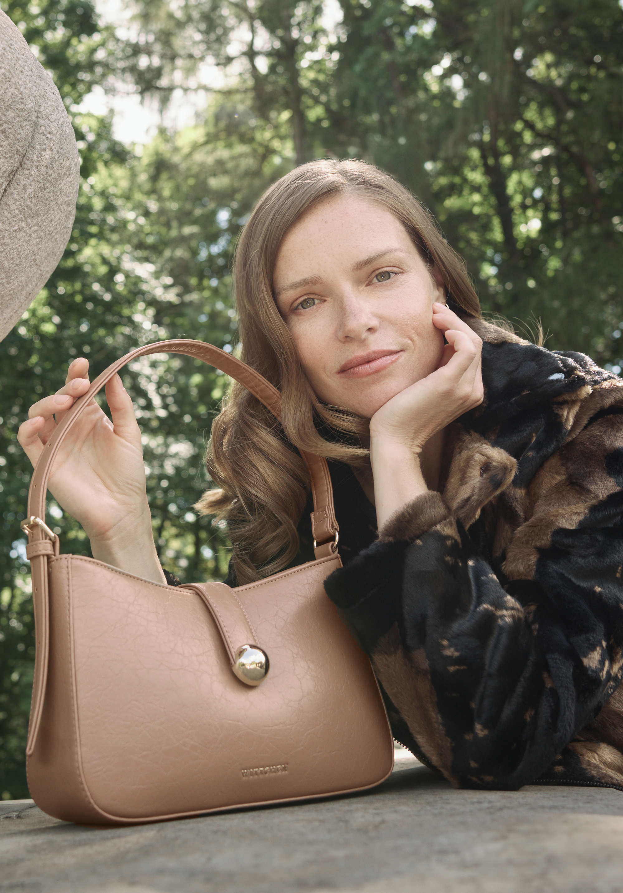 Damen-Umhängetasche aus Kunstleder, beige, 101-4Y-417-9, Bild 1