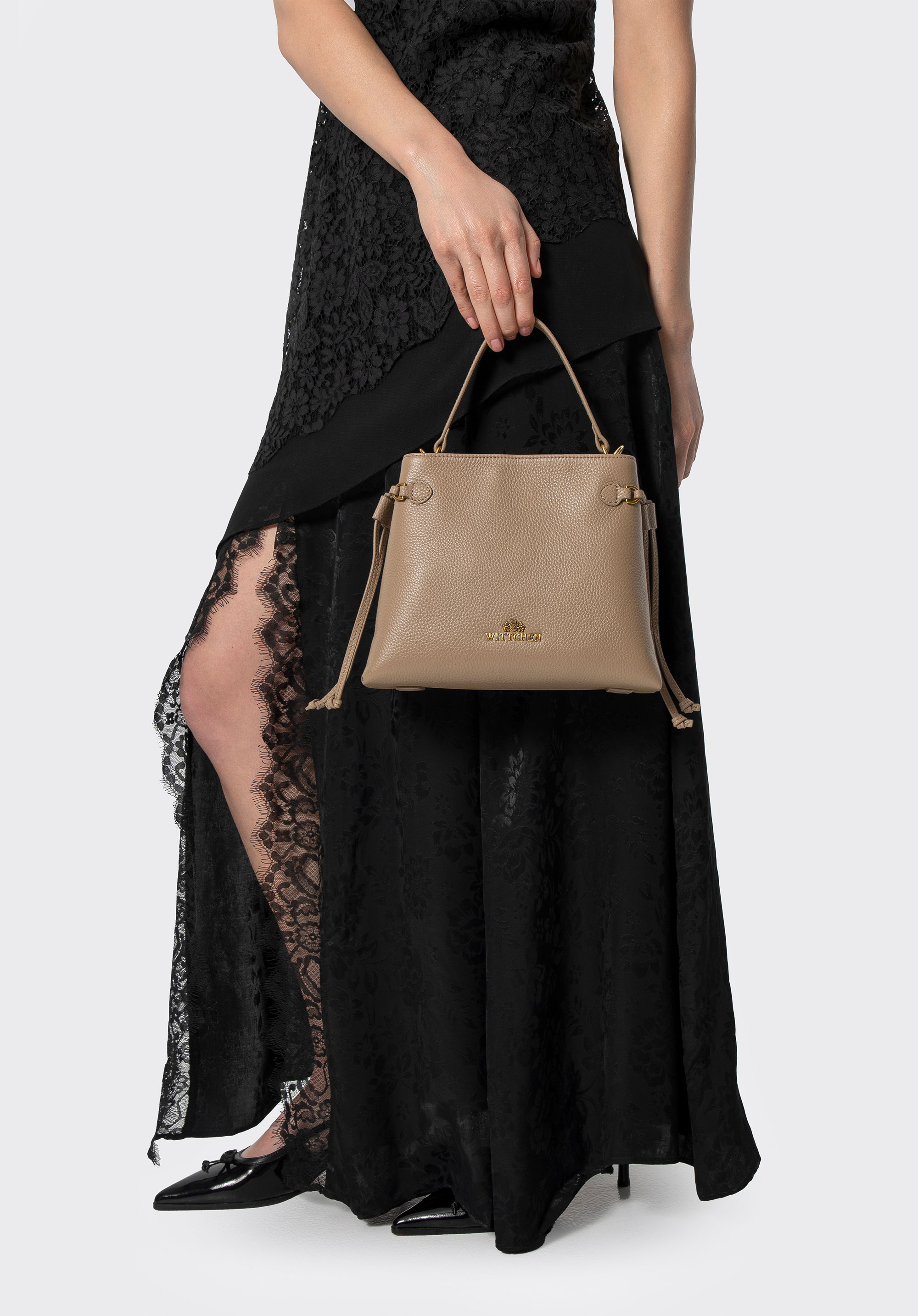 Ledertasche für Damen mit Quasten, beige-gold, 102-4E-212-9G, Bild 1