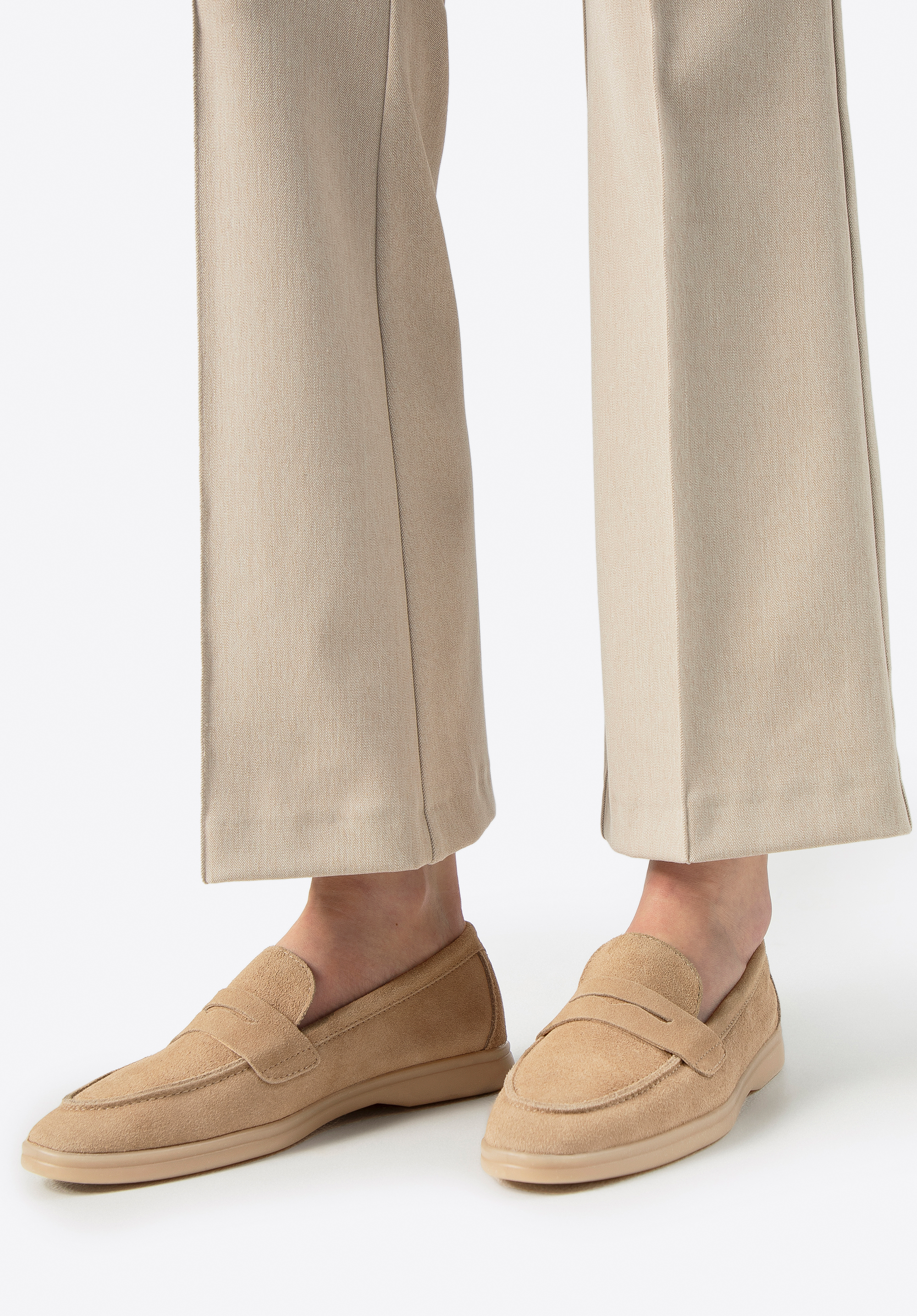 Klassische Wildleder-Loafer für Damen, beige, 100-D-401-9-37, Bild 1