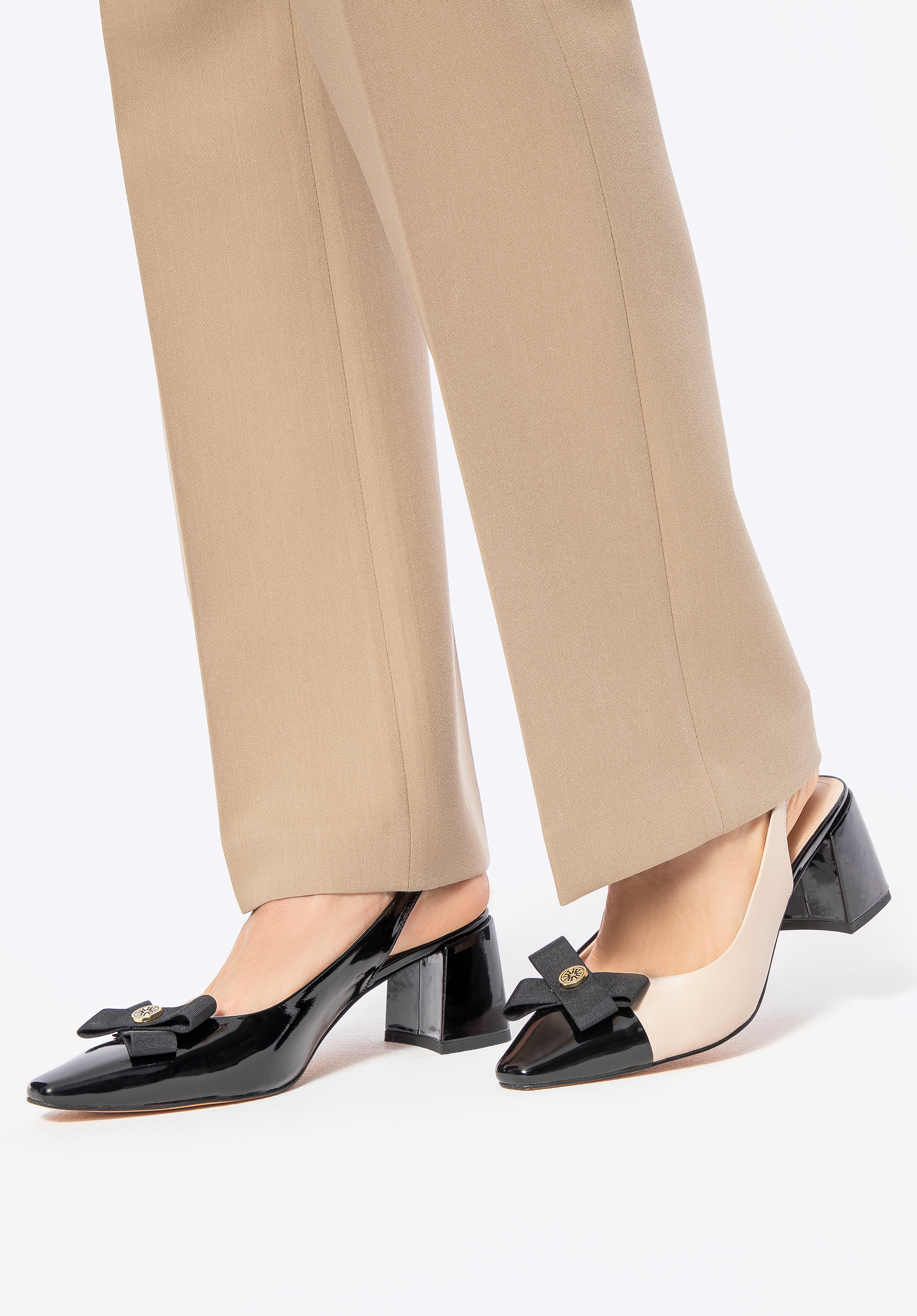 Damen Pumps mit Blockabsatz, beige-schwarz, 100-D-957-9-40, Bild 1