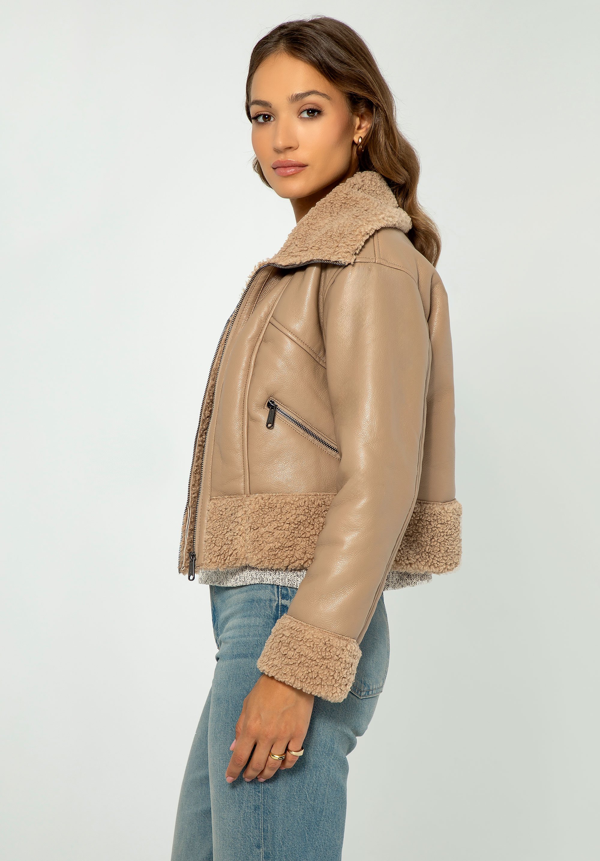 Jachetă de damă decupată cu blană artificială, bej, 99-9P-116-9-M, Fotografie 1