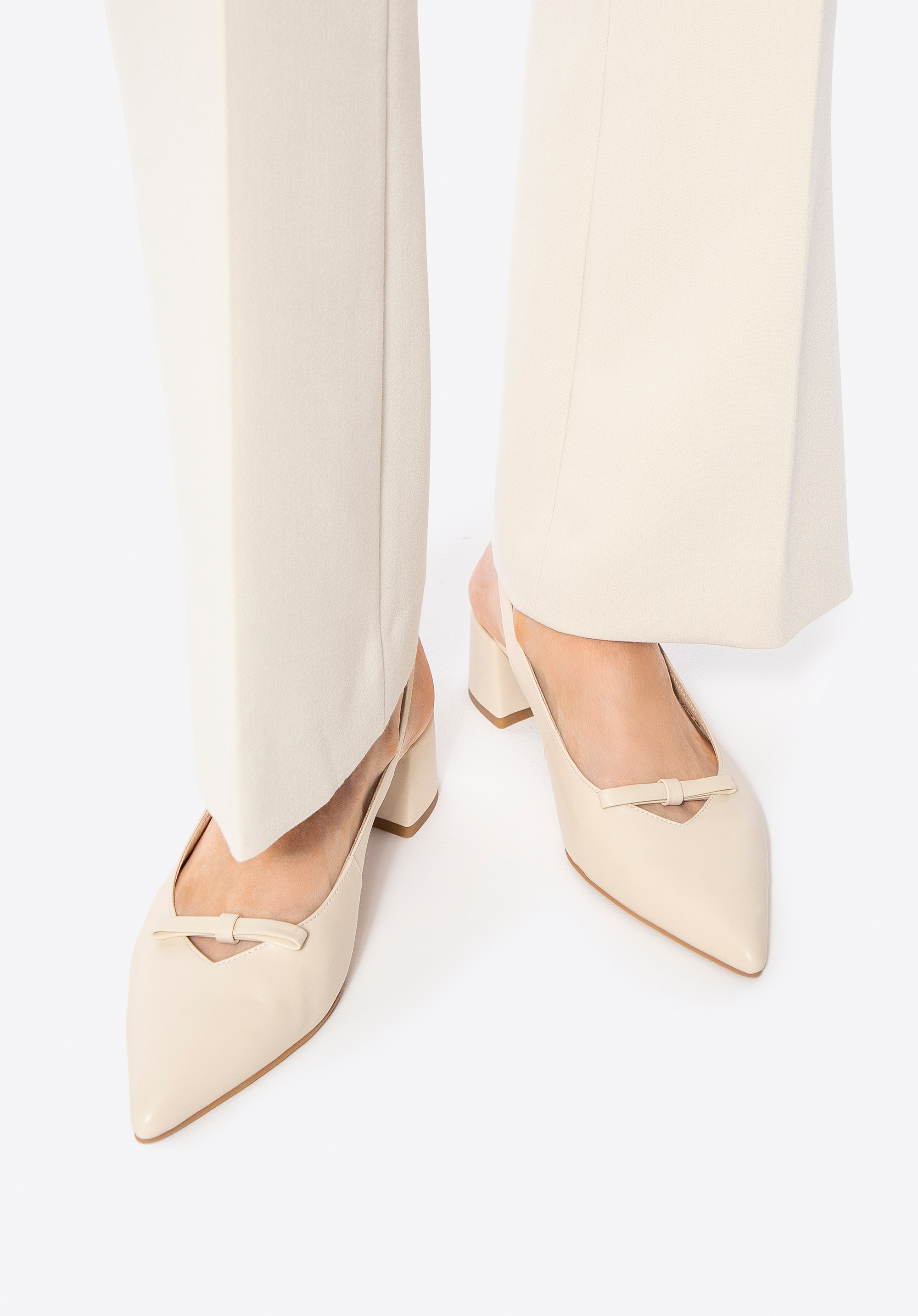 Pantofi stiletto din piele, bej, 100-D-507-9-37, Fotografie 1