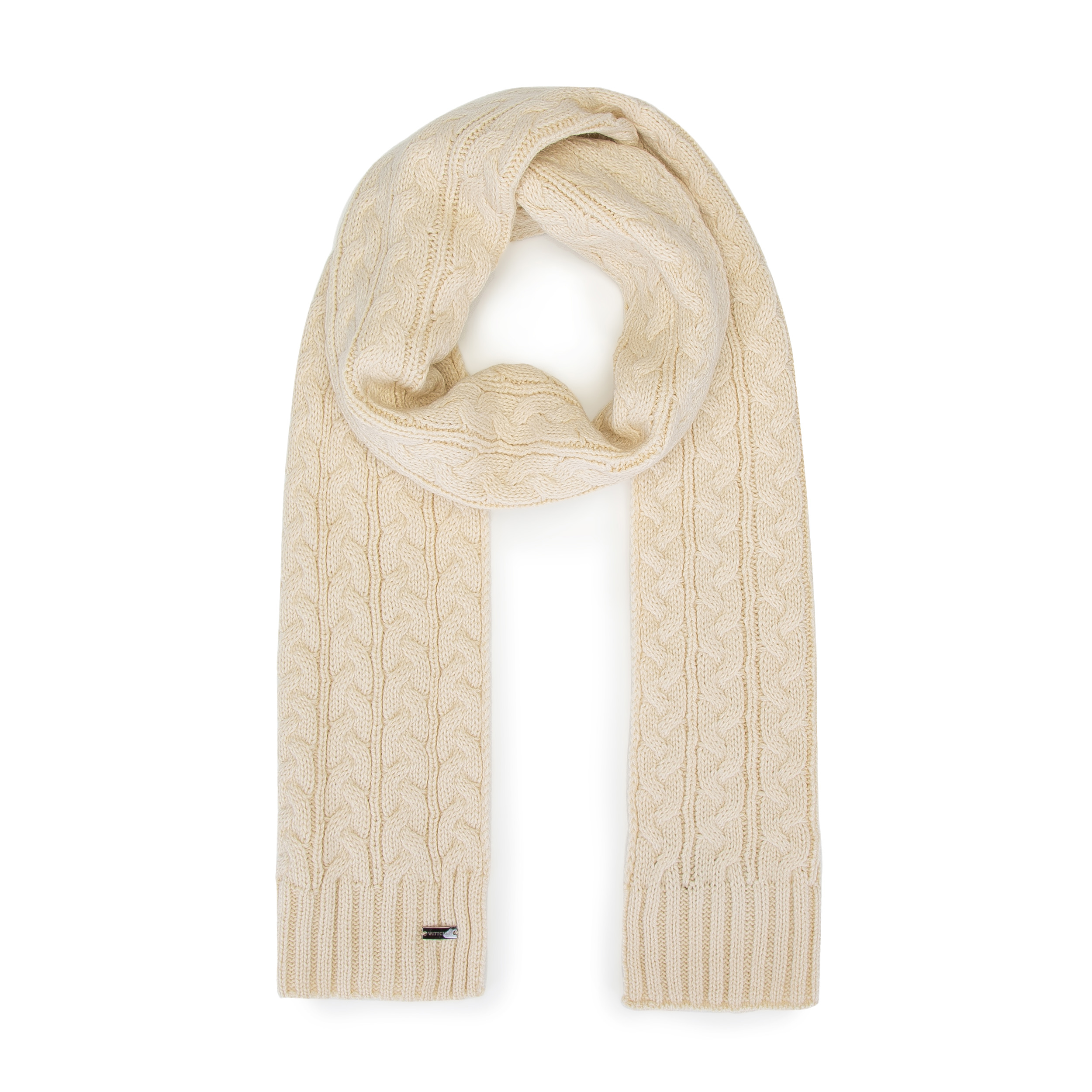 Женский плетеный шарф с косами