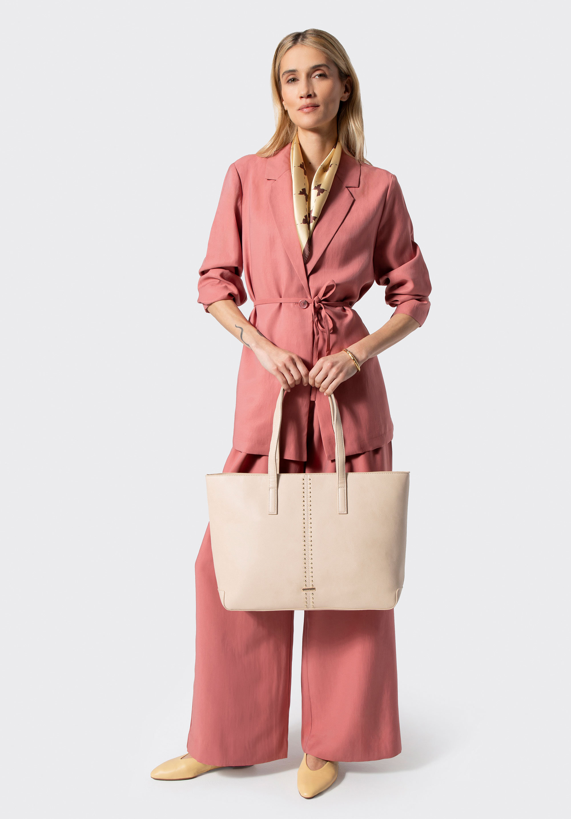 Dámská shopper taška z umělé kůže s panelem s cvočky, béžová, 100-4Y-209-0, Obrázek 1