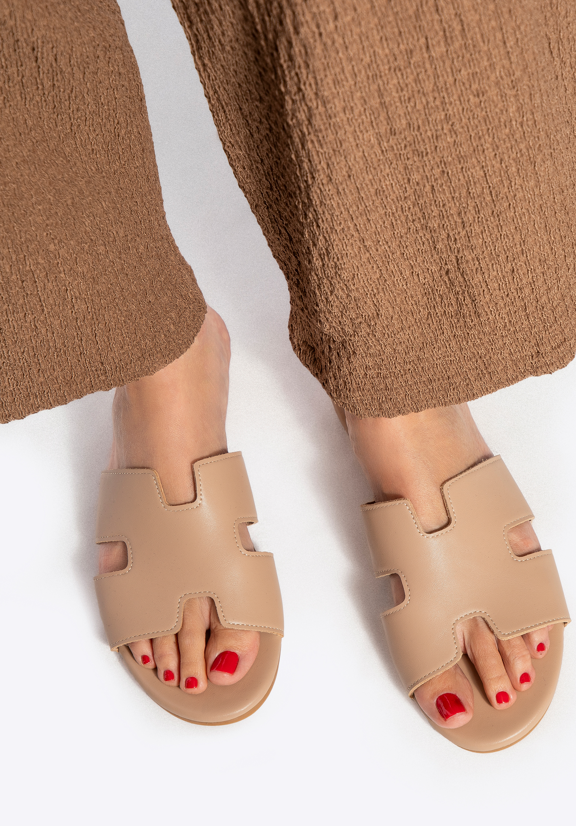 Női bőr szandál 'H' kivágással, bézs, 100-DP-809-5-36, Fénykép 4