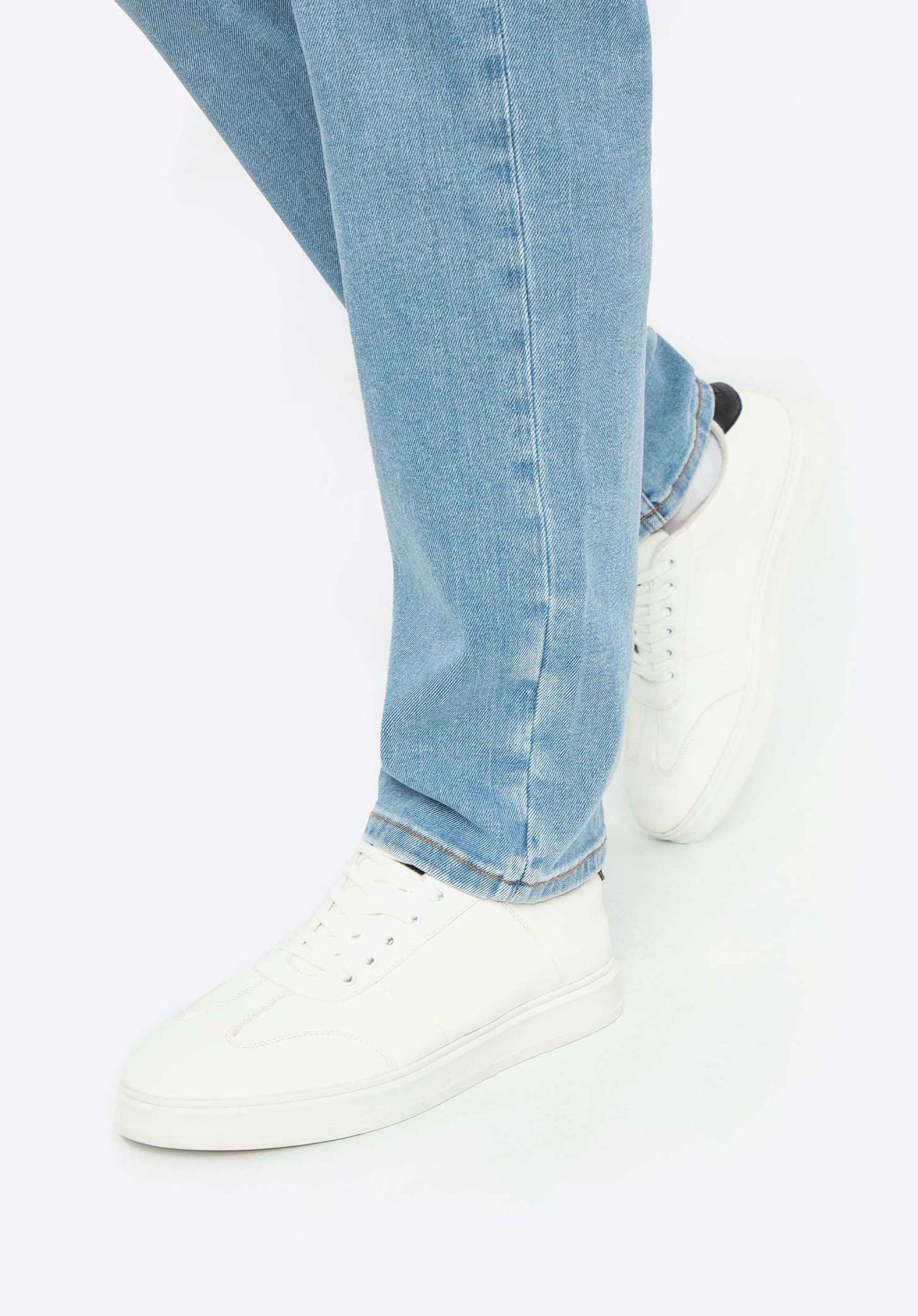 Klasické pánske tenisky z umelej kože, biela, 99-M-713-0-43, Obrázok 1