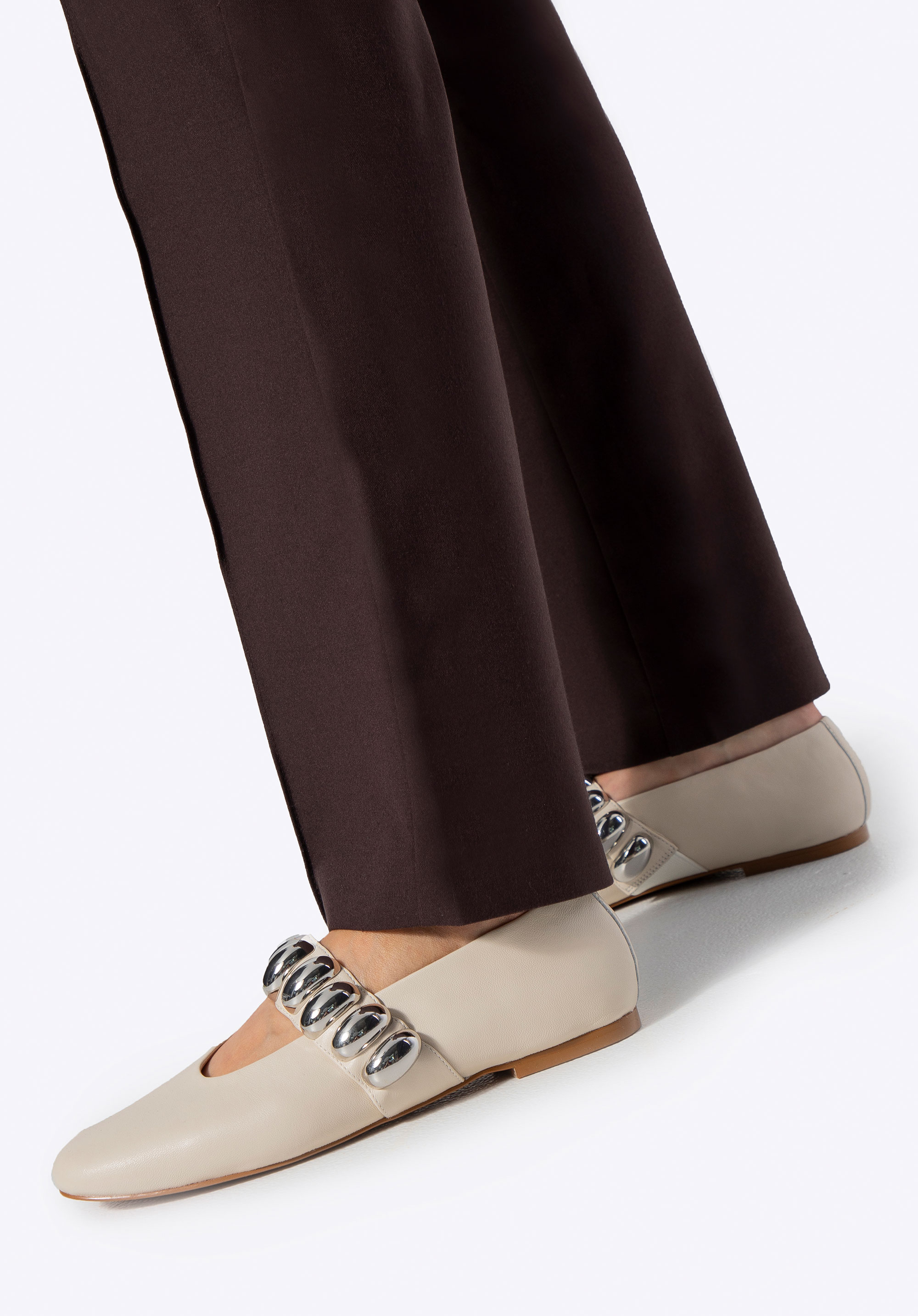 Kožené balerínky s lesklým páskem, bílá, 100-D-352-0-35, Obrázek 1