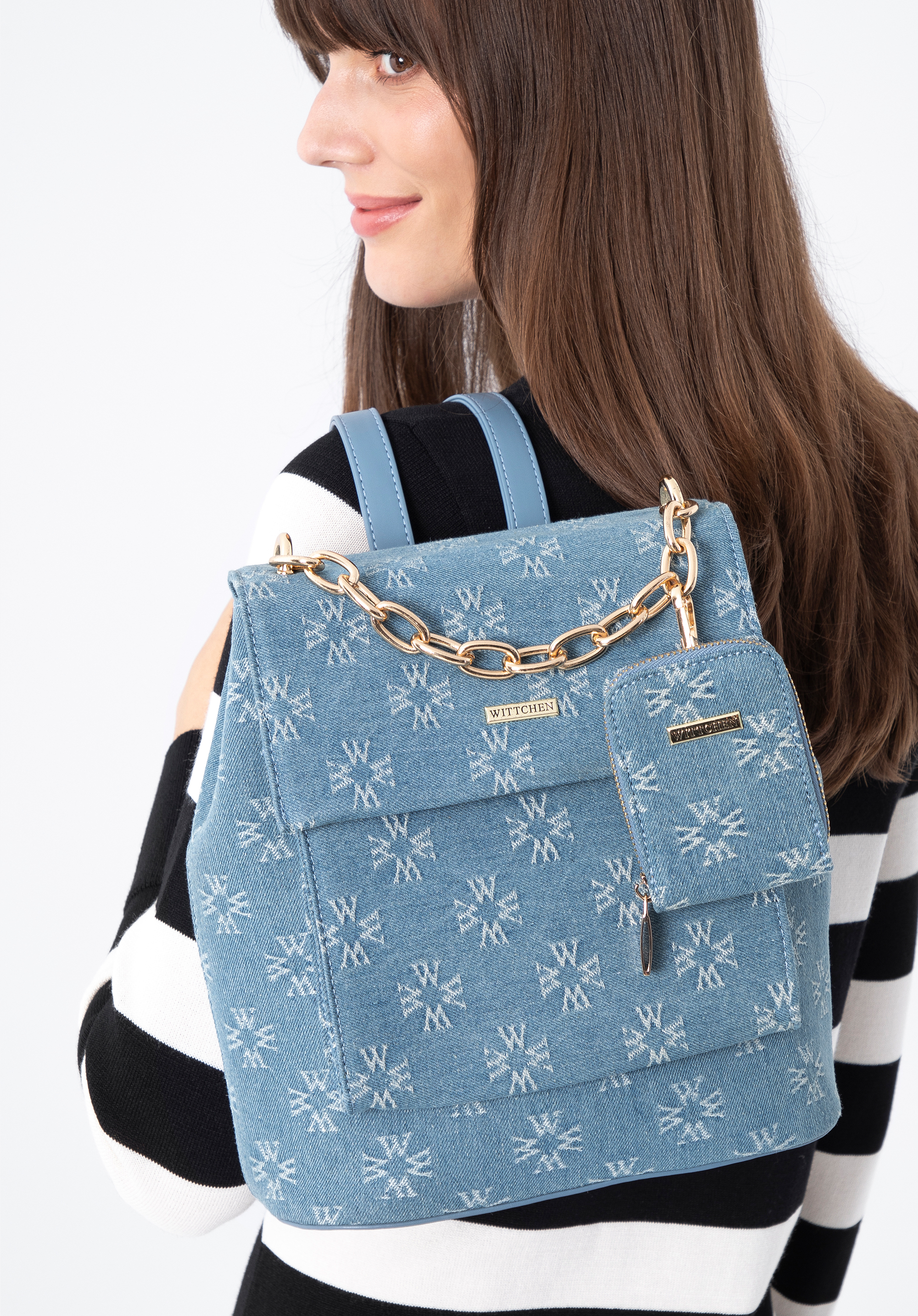 Damenrucksack aus Denim mit Monogramm und Etui, blau, 97-4Y-213-7, Bild 1