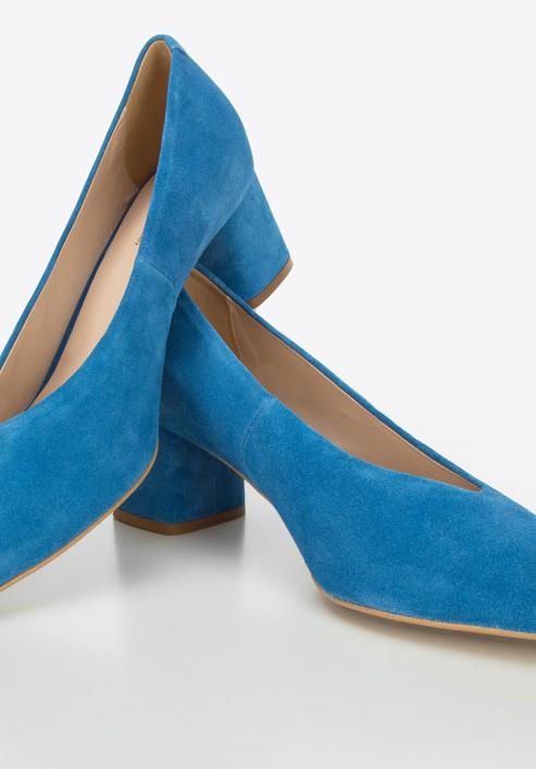 Pumps aus Wildleder mit Ausschnitt, blau, 94-D-801-7-38, Bild 8