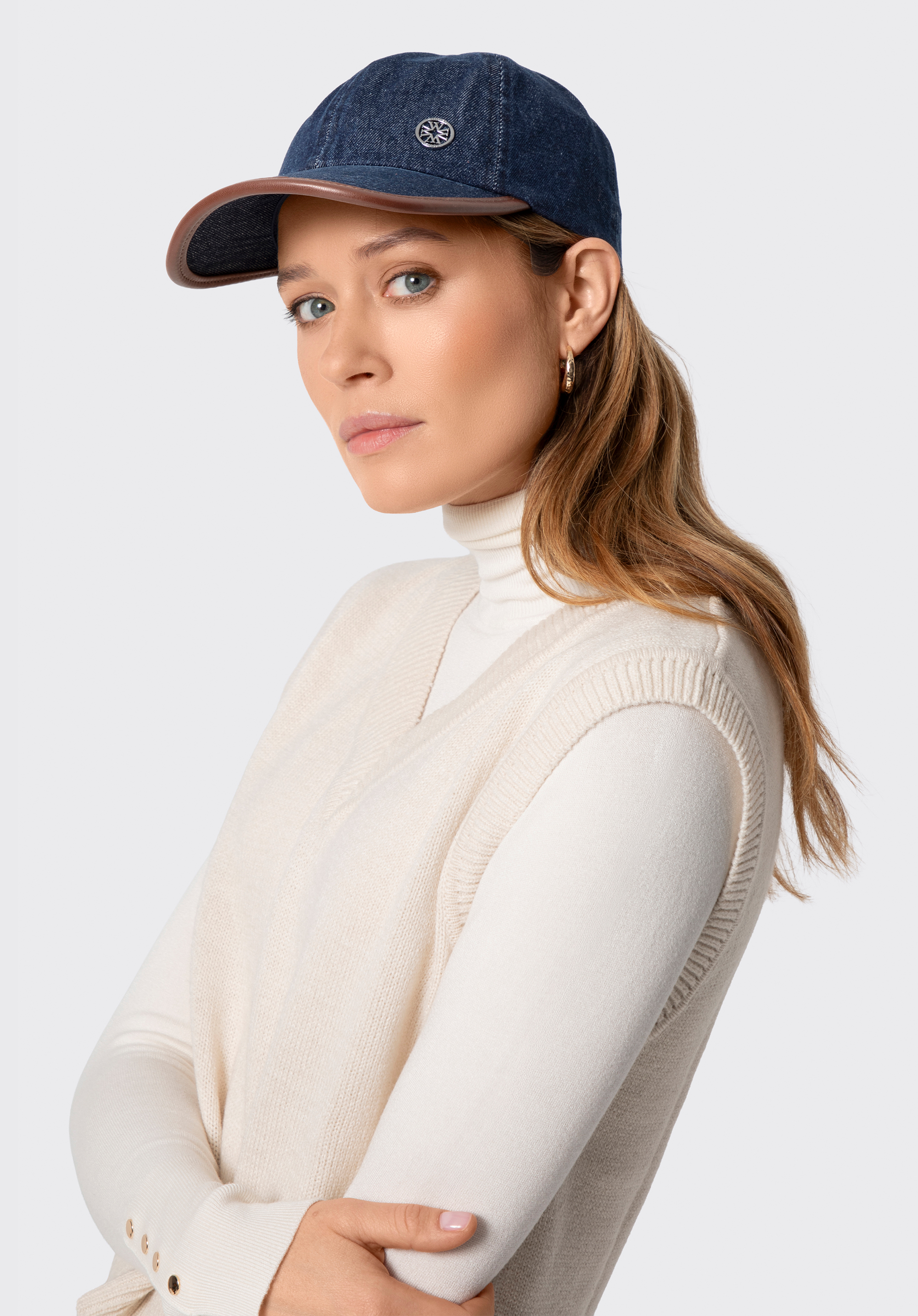 Șapcă din amestec de bumbac, bleumarin - maro, 100-HF-003-N, Fotografie 1