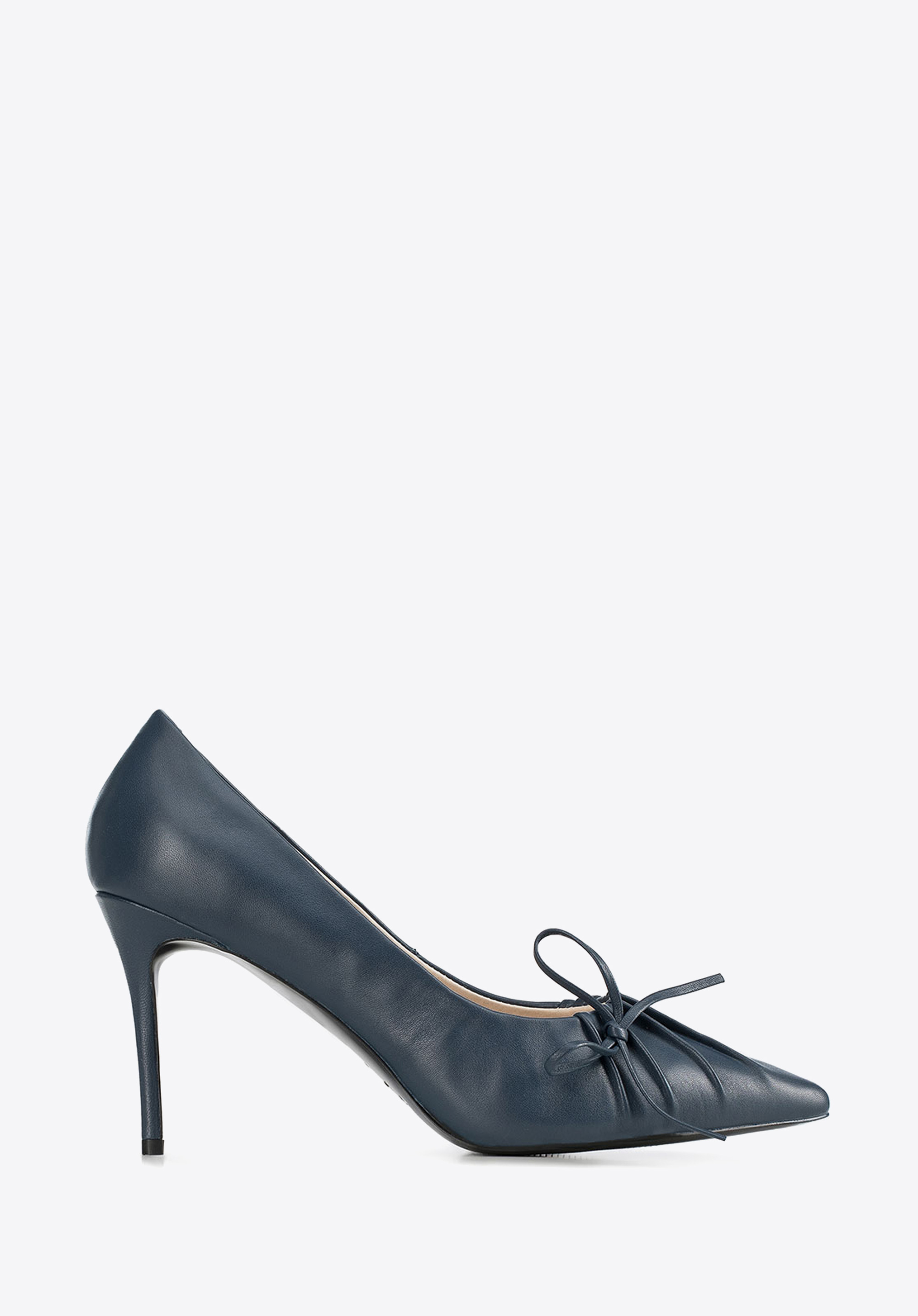 Stiletto din piele cu un front încrustat, bleumarin, 90-D-900-7-35, Fotografie 1