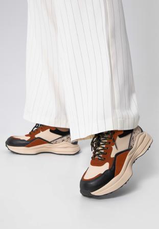 Damen-Sneakers mit glänzendem Einsatz, braun-creme, 96-D-952-5-35, Bild 1