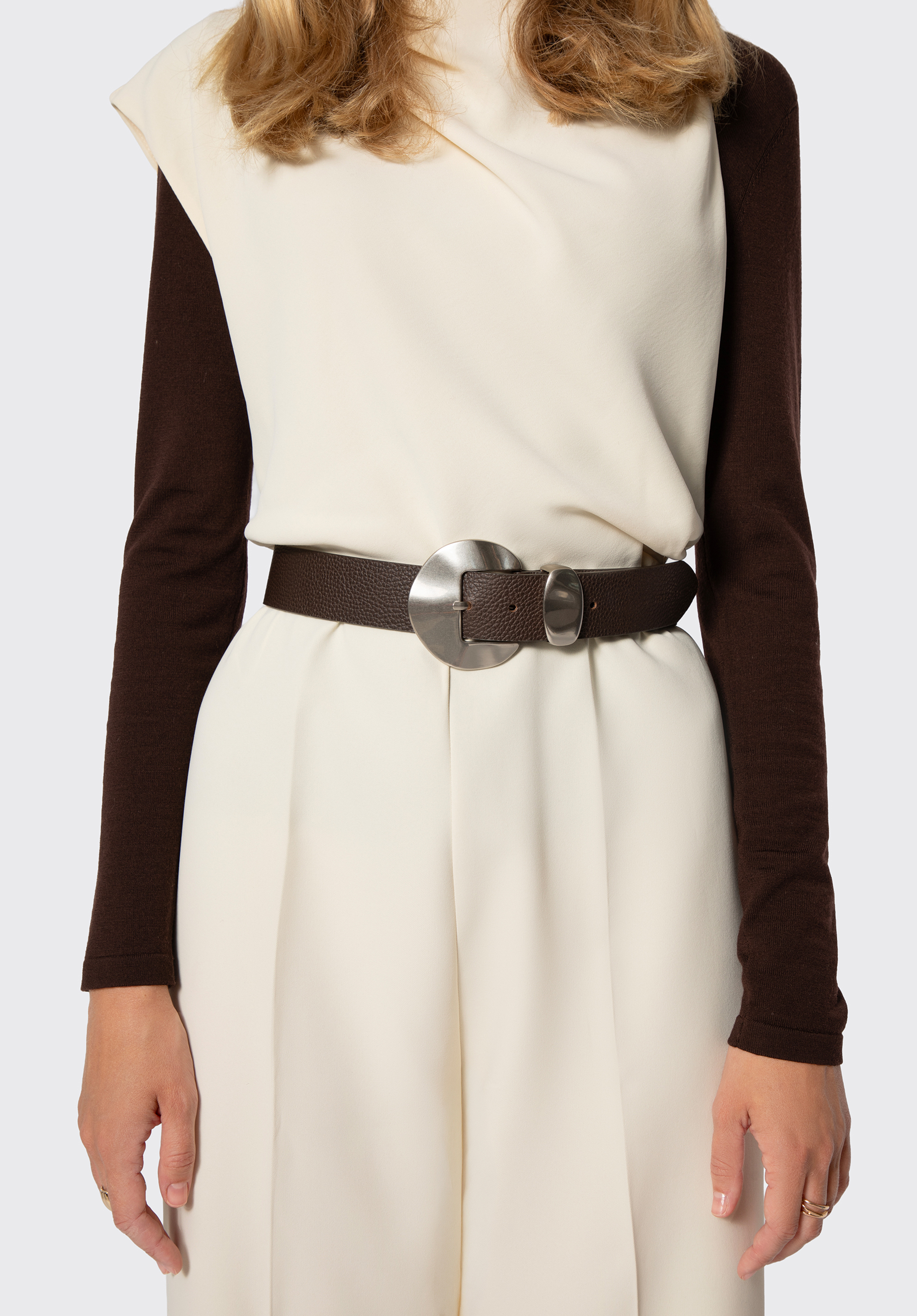 Damen-Ledergürtel mit dekorativer runder Schnalle, braun, 103-8D-204-4-2XL, Bild 1