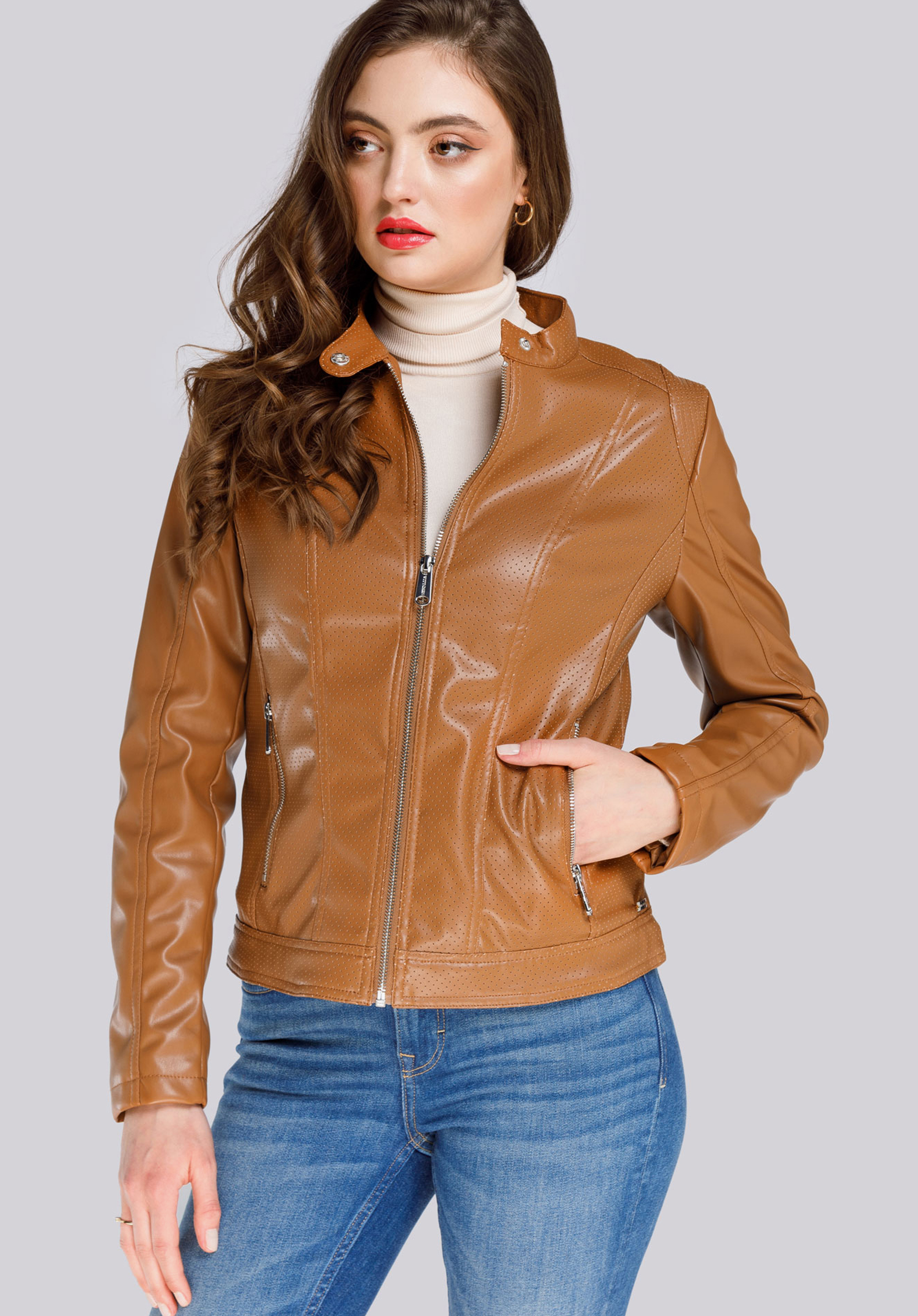 Damenjacke aus perforiertem Ökoleder, braun, 94-9P-107-5-2XL, Bild 1