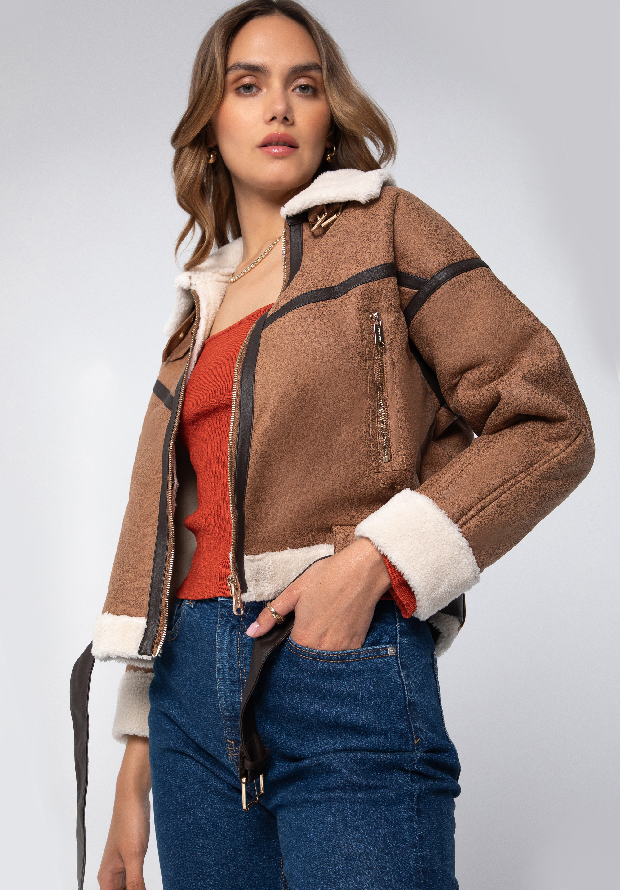 Damenjacke mit Kunstpelz und Gürtel -Oversize, braun, 97-9P-106-5-M, Bild 1