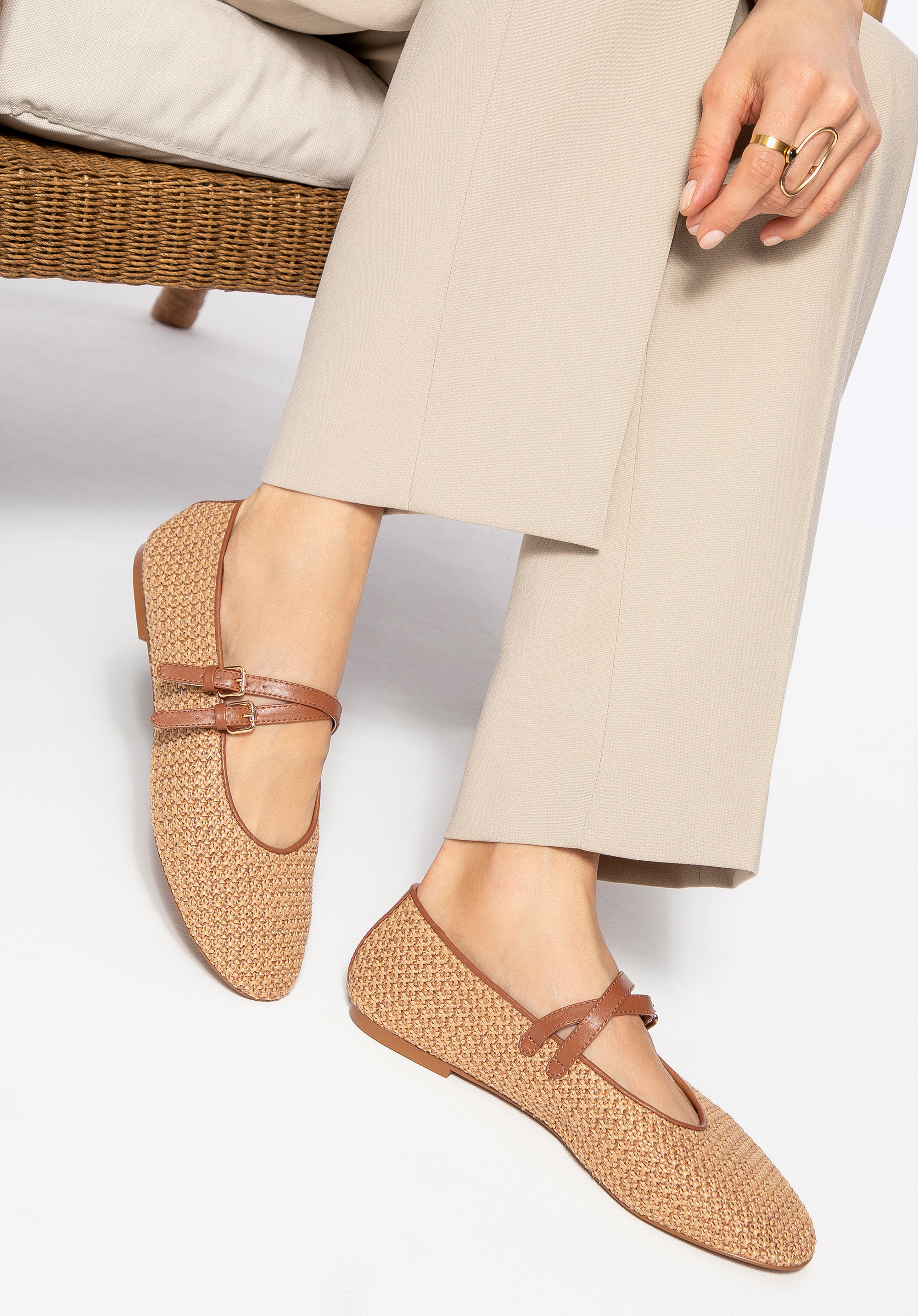 Geflochtene Ballerinas aus Öko-Leder und Raffiabast, braun, 100-DP-352-4-41, Bild 1