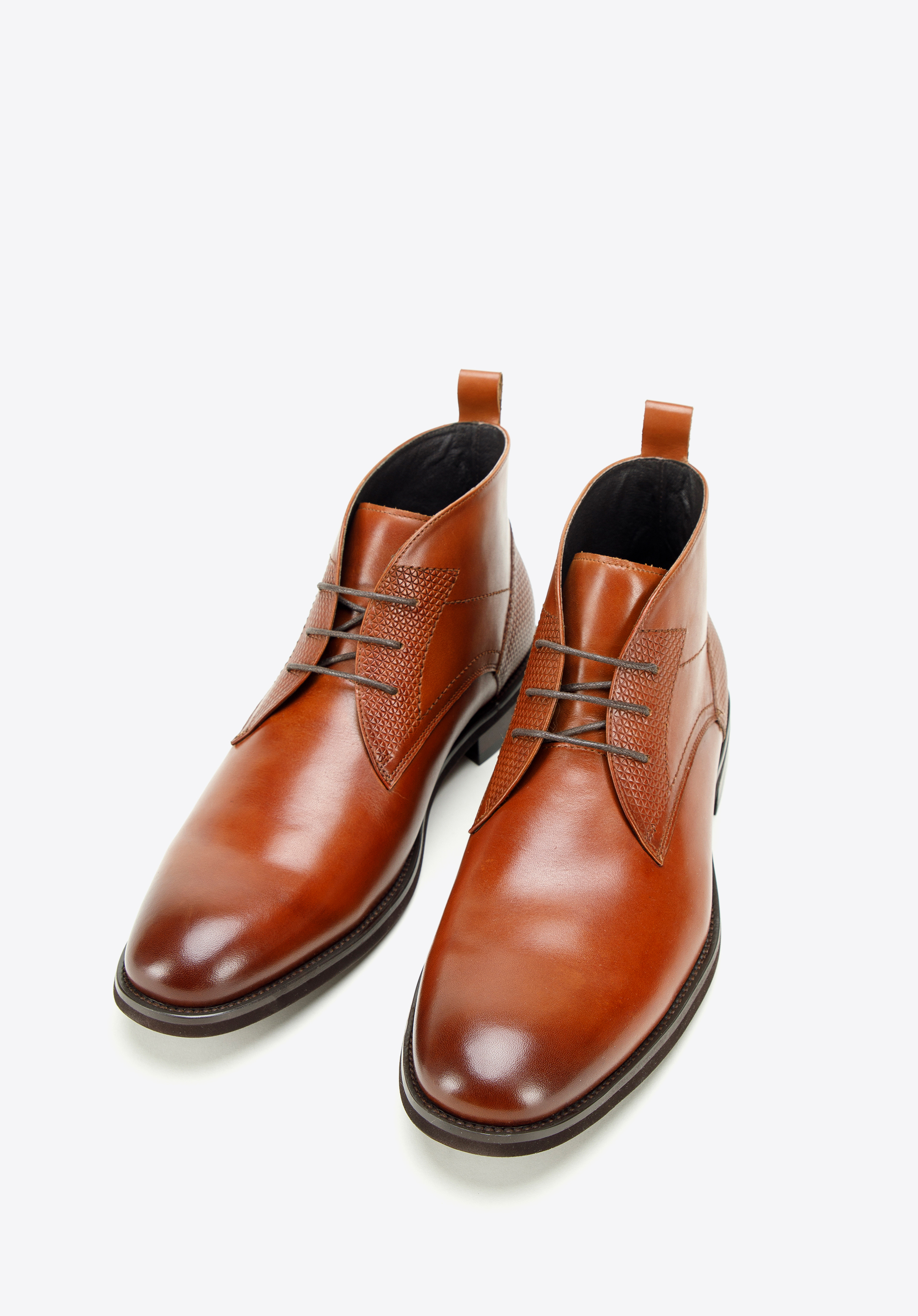Herren-Schnürstiefel aus Leder mit geometrischen Details, braun, 99-M-502-5-44, Bild 1