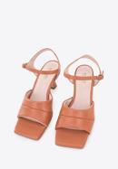 Klassische Sandaletten für Damen aus Leder, braun, 96-D-302-5-41, Bild 3