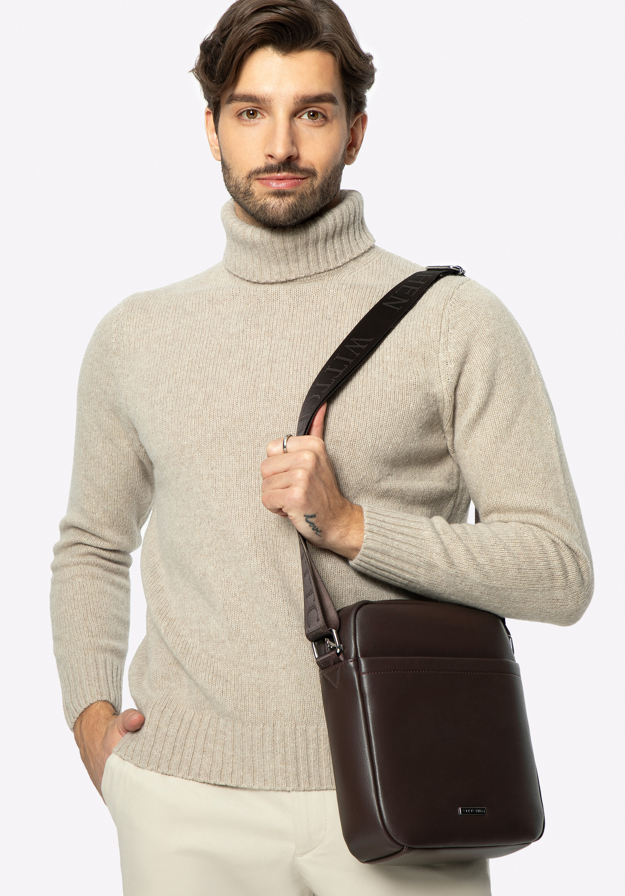 Rechteckige Umhängetasche aus Kunstleder für Herren, braun, 29-4P-007-4, Bild 1