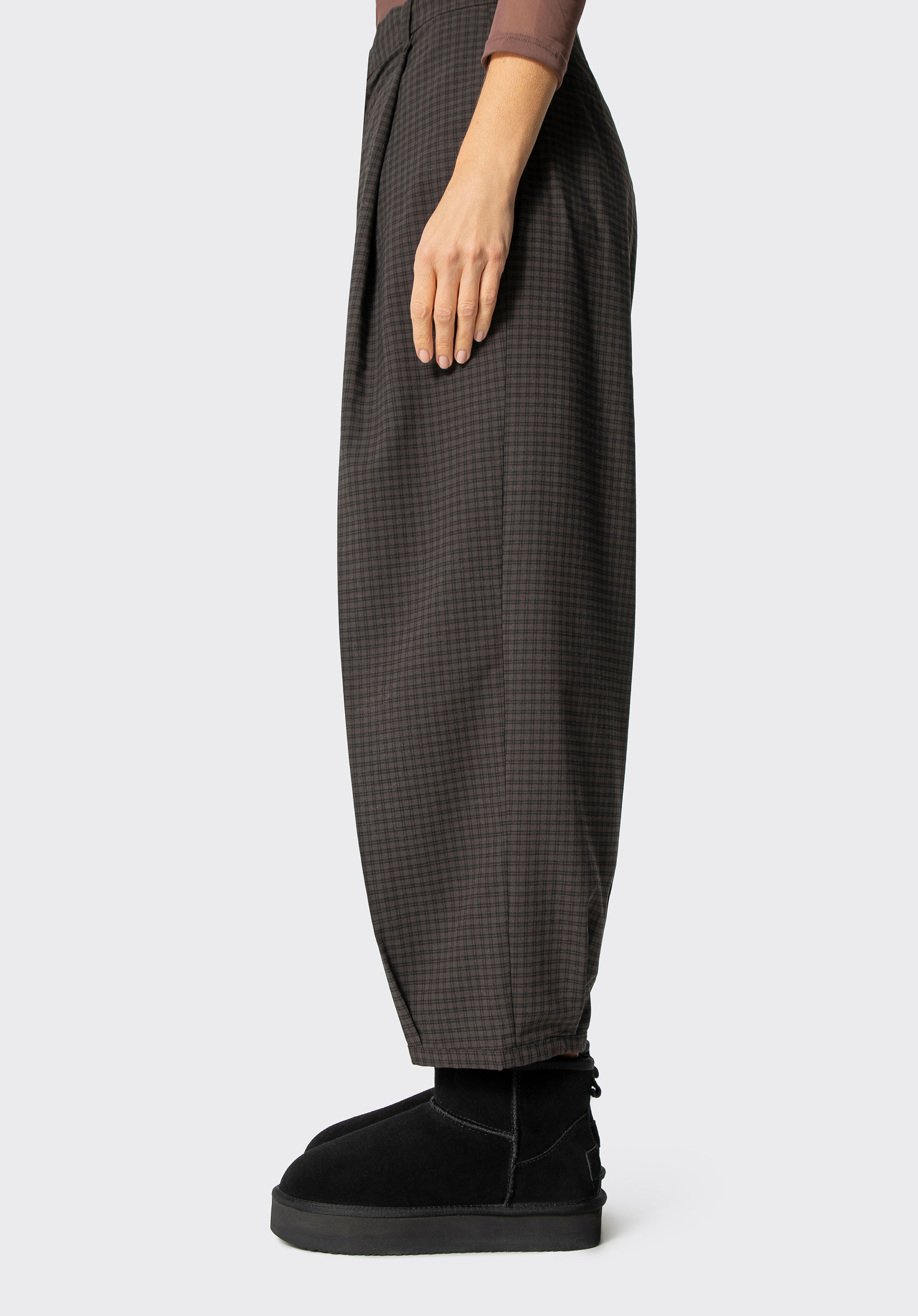 Dámské semišové kotníkové boty na platformě, černá, 101-D-851-1-40, Obrázek 1