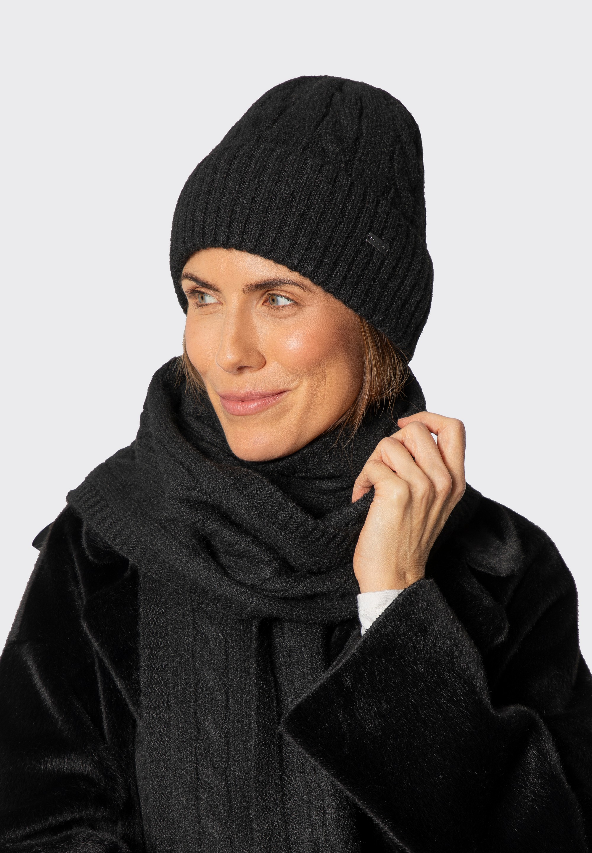 Dámský zimní komplet s copánkovým úpletem, černá, 101-SF-020-1, Obrázek 1