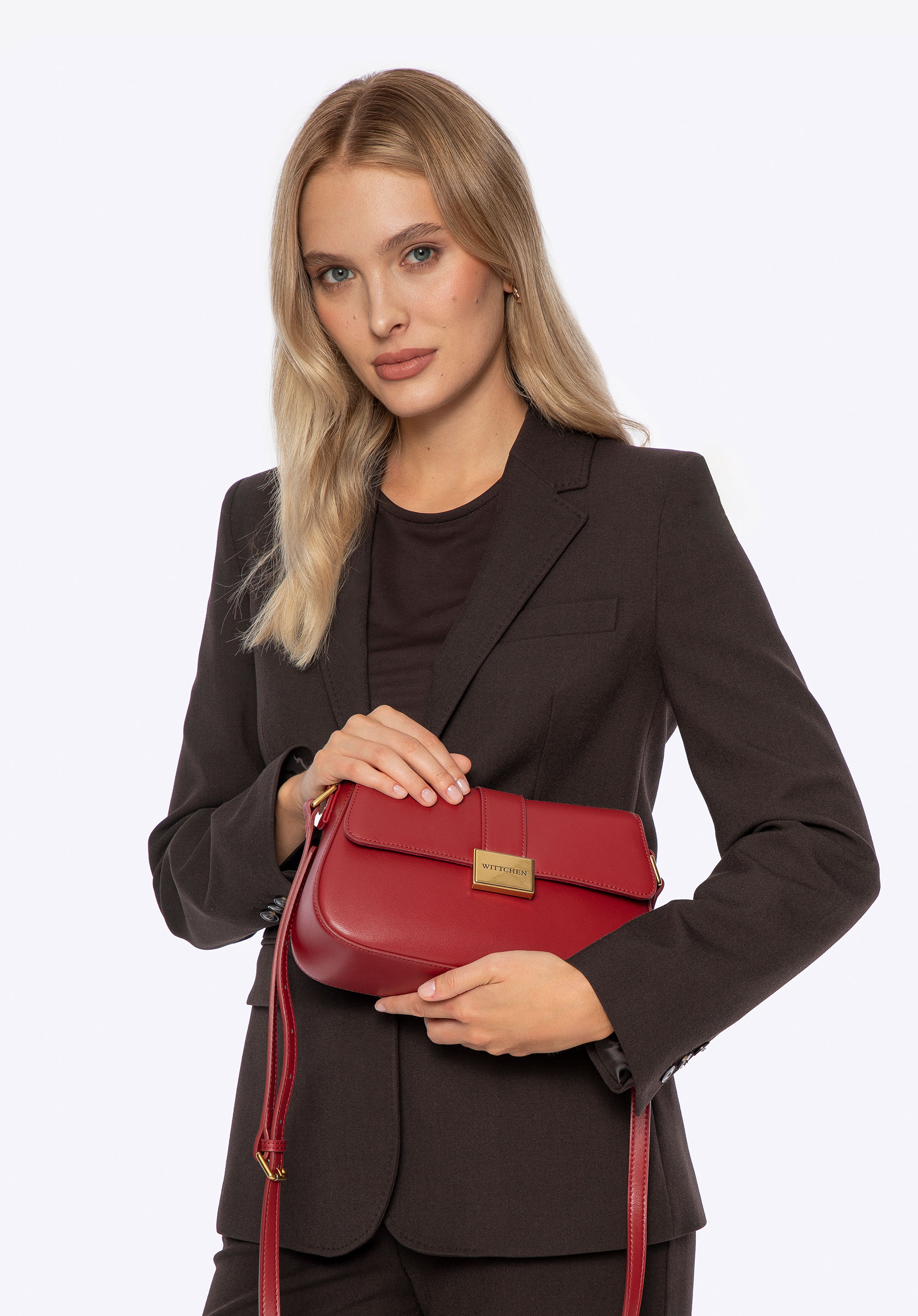 Malá kožená crossbody kabelka s ozdobnou sponou, červená, 101-4E-614-3, Obrázek 1