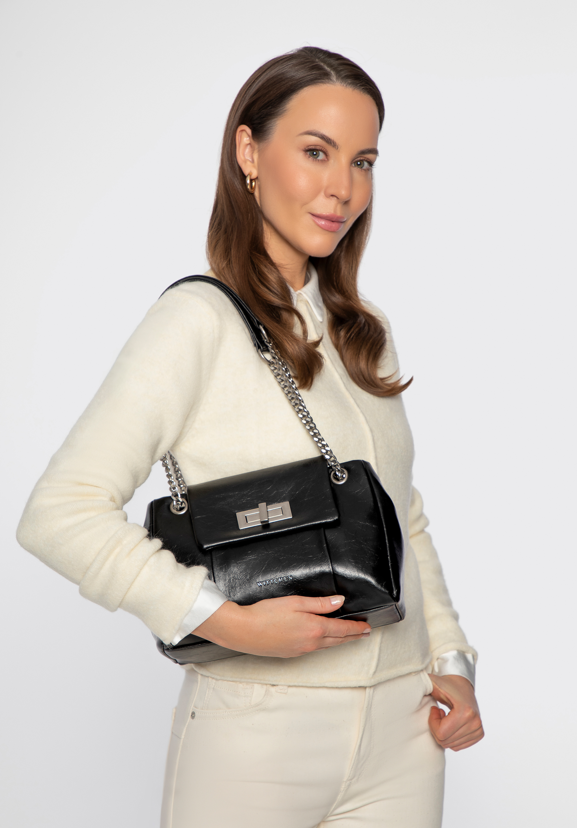 Сумка через плече зі штучної шкіри з ланцюжком-ремінцем, чорний, 101-4Y-409-1, Фото 1