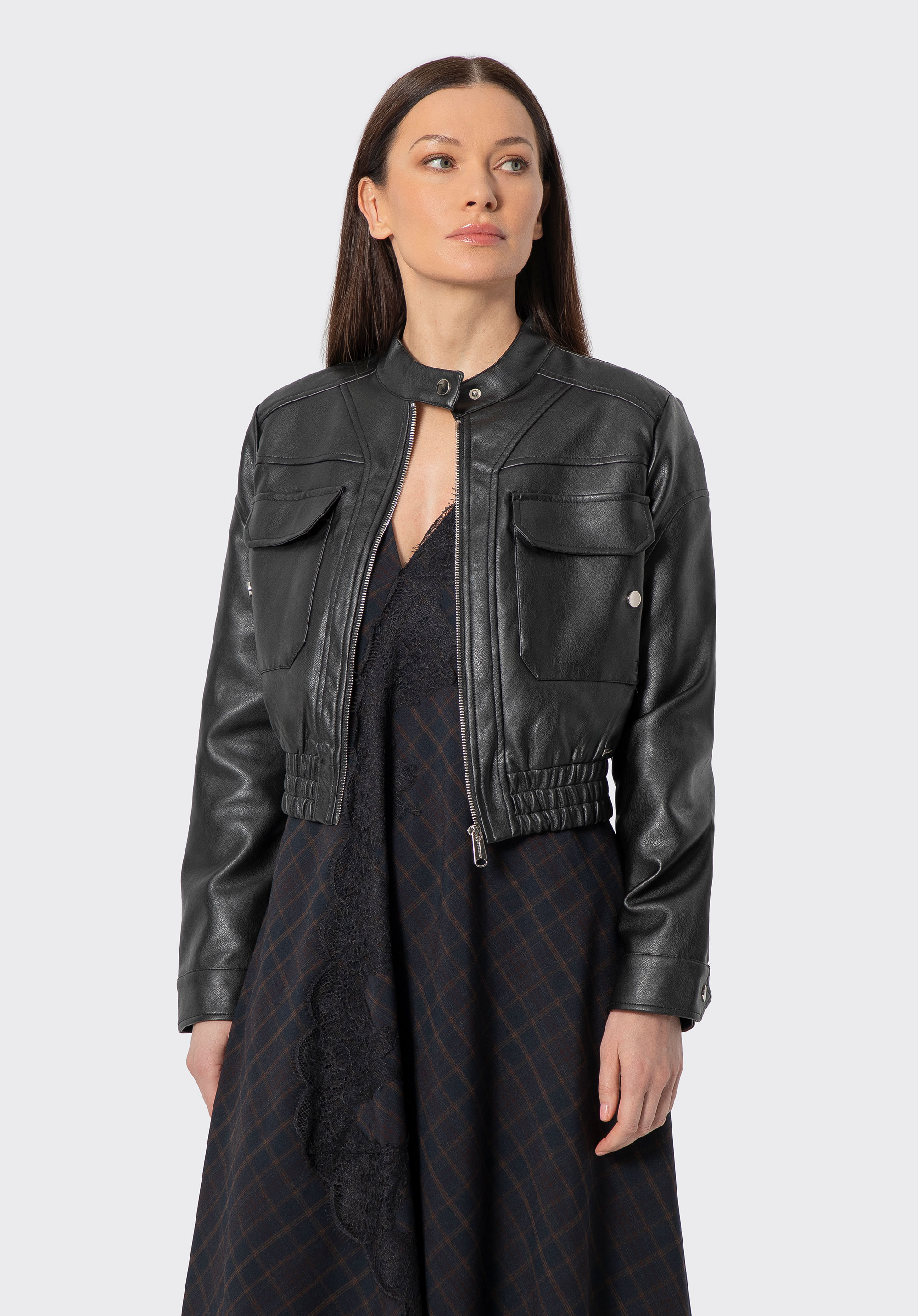 Dámska bunda z umelej kože s elastickým lemom, čierna, 100-9P-106-1-XL, Obrázok 1