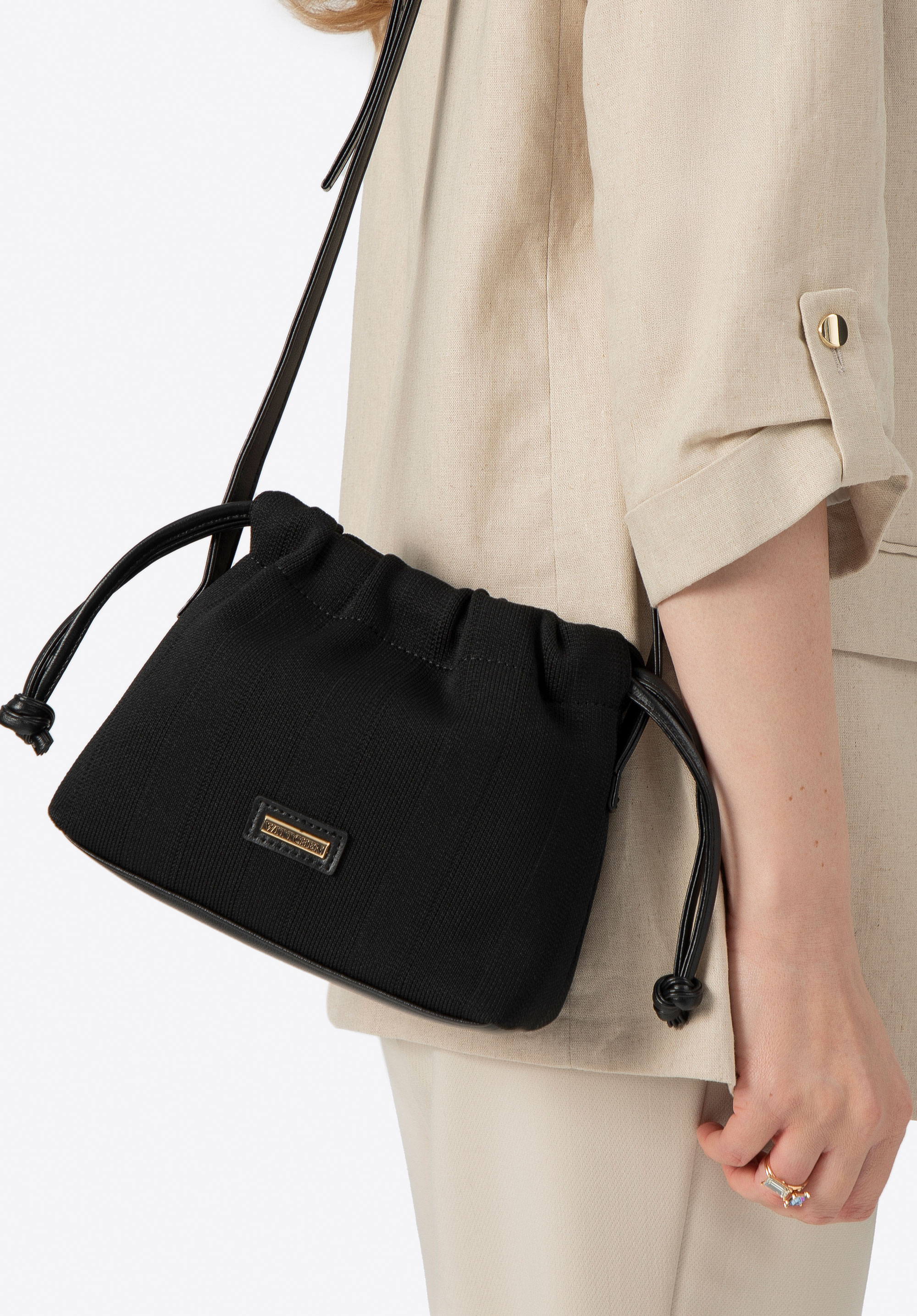 Dámska malá hobo taška so sťahovacími šnúrkami, čierna, 100-4Y-403-1, Obrázok 1