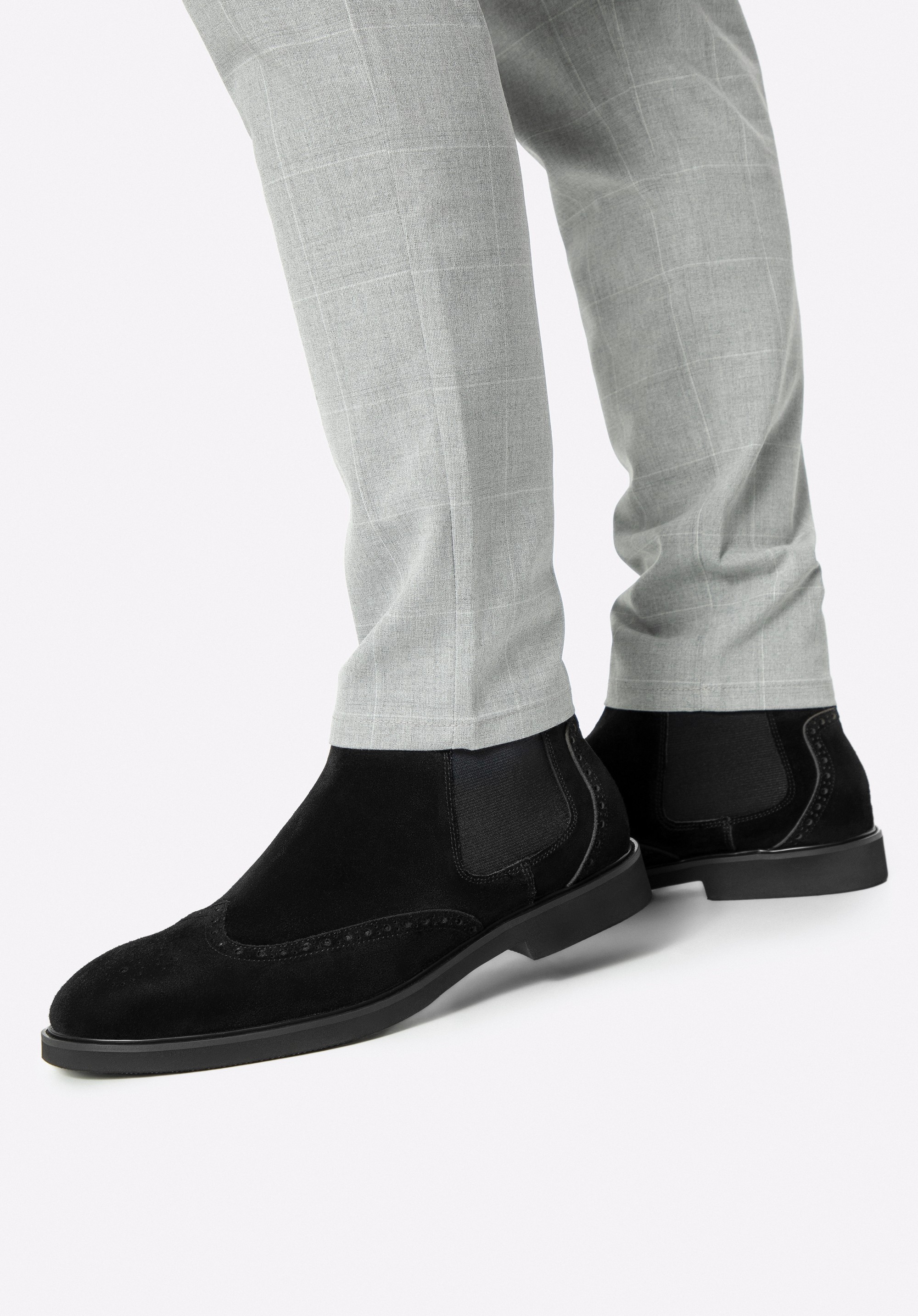 Pánske semišové členkové čižmy, čierna, 99-M-707-1-43, Obrázok 1