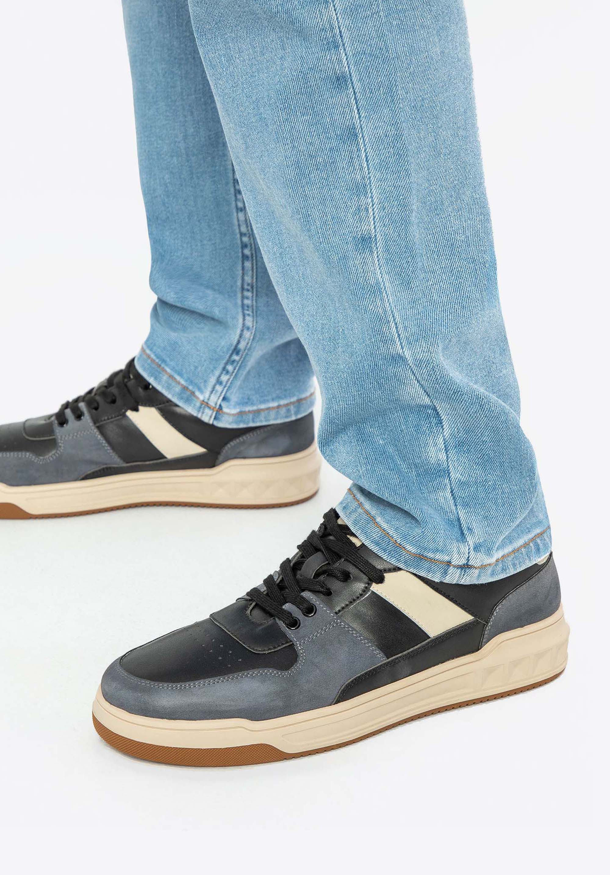 Pánske tenisky z umelej kože, čierno-sivá, 99-M-715-1-44, Obrázok 1