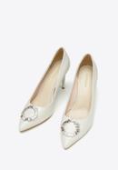 Pantofi din piele cu toc stiletto cu detaliu de cataramă strălucitor, crem, 97-D-517-3-38, Fotografie 2