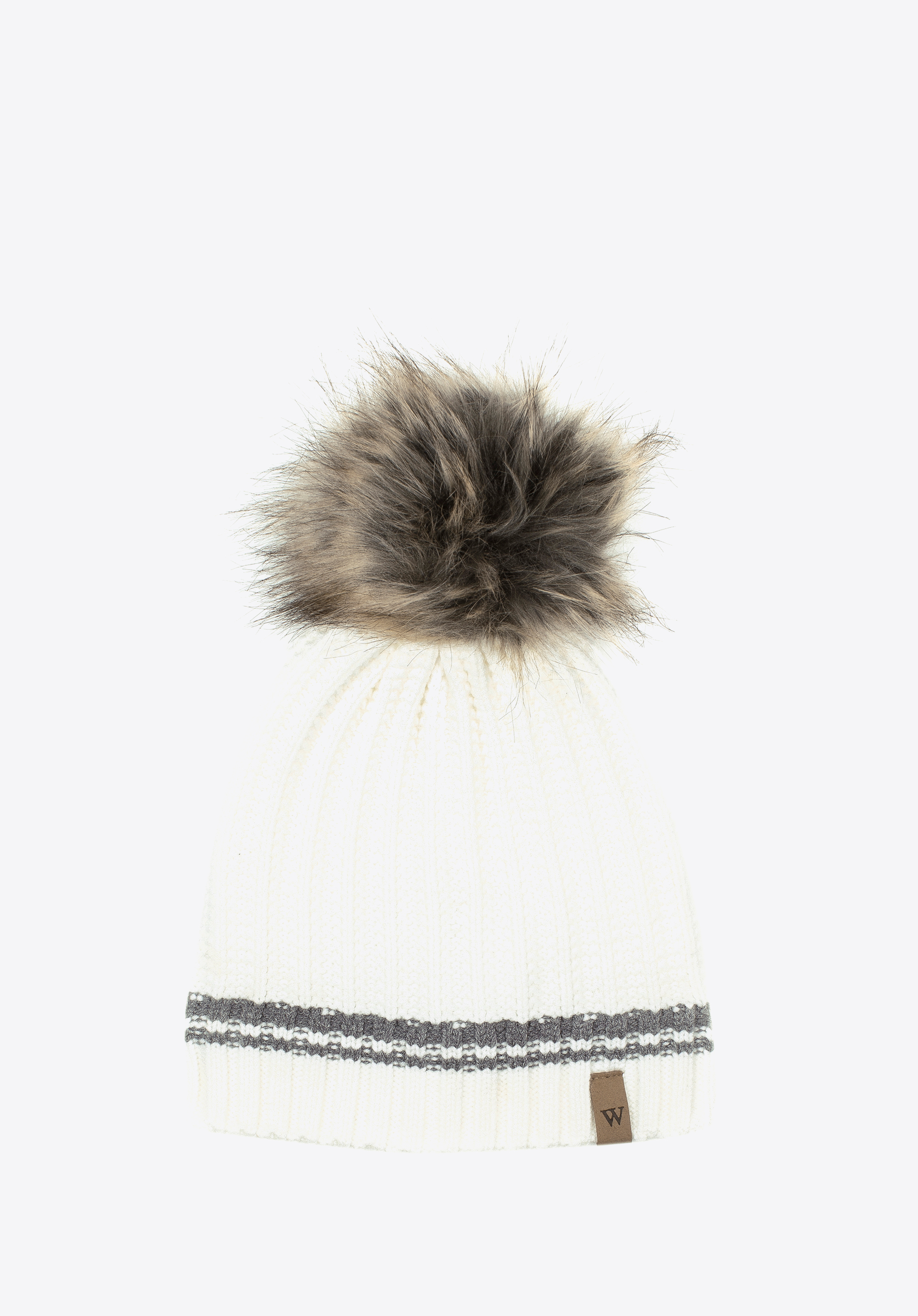 Damenmütze mit Streifenmuster und Bommel