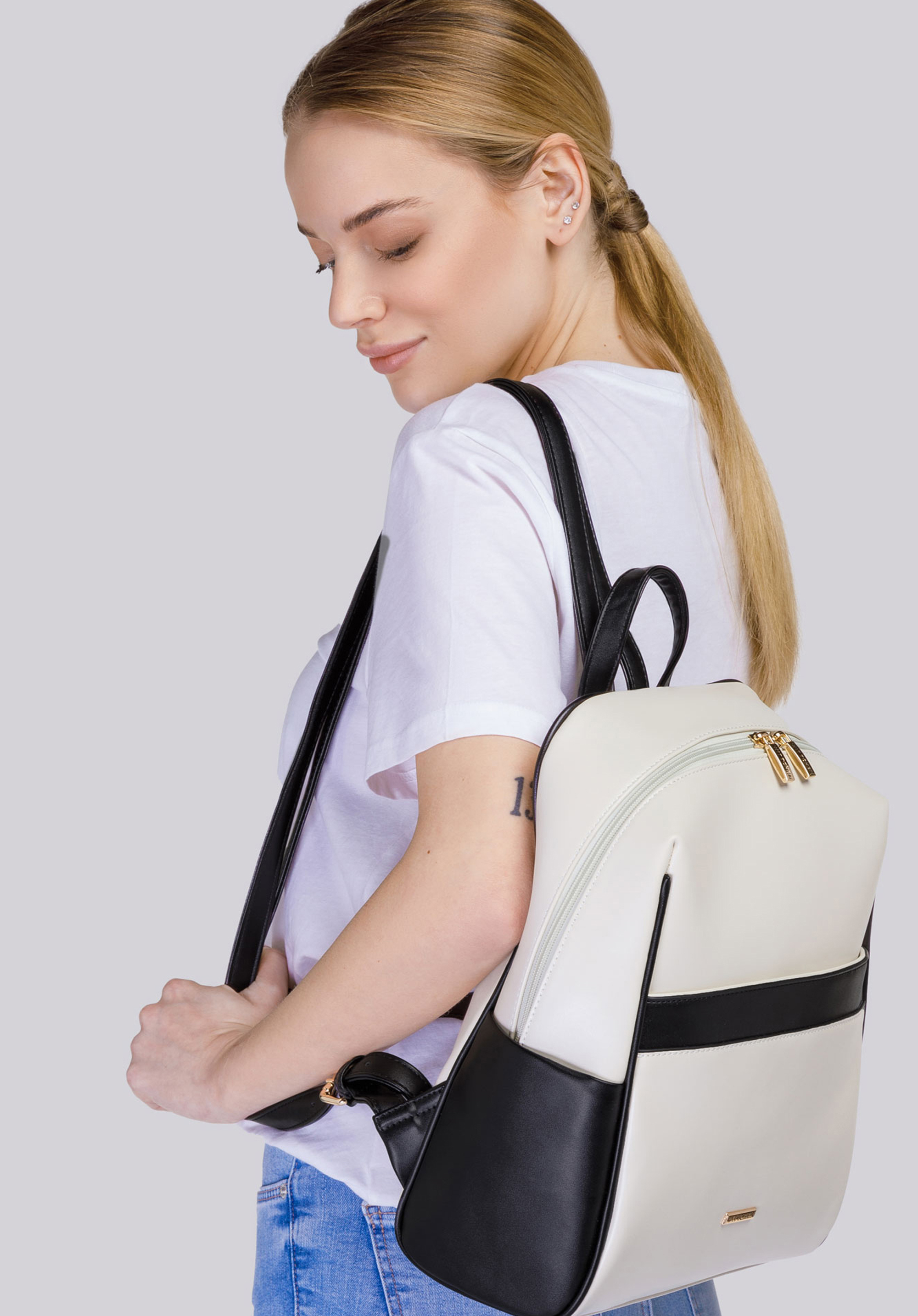Damenrucksack mit horizontalem Riemen, creme-schwarz, 94-4Y-506-9, Bild 1