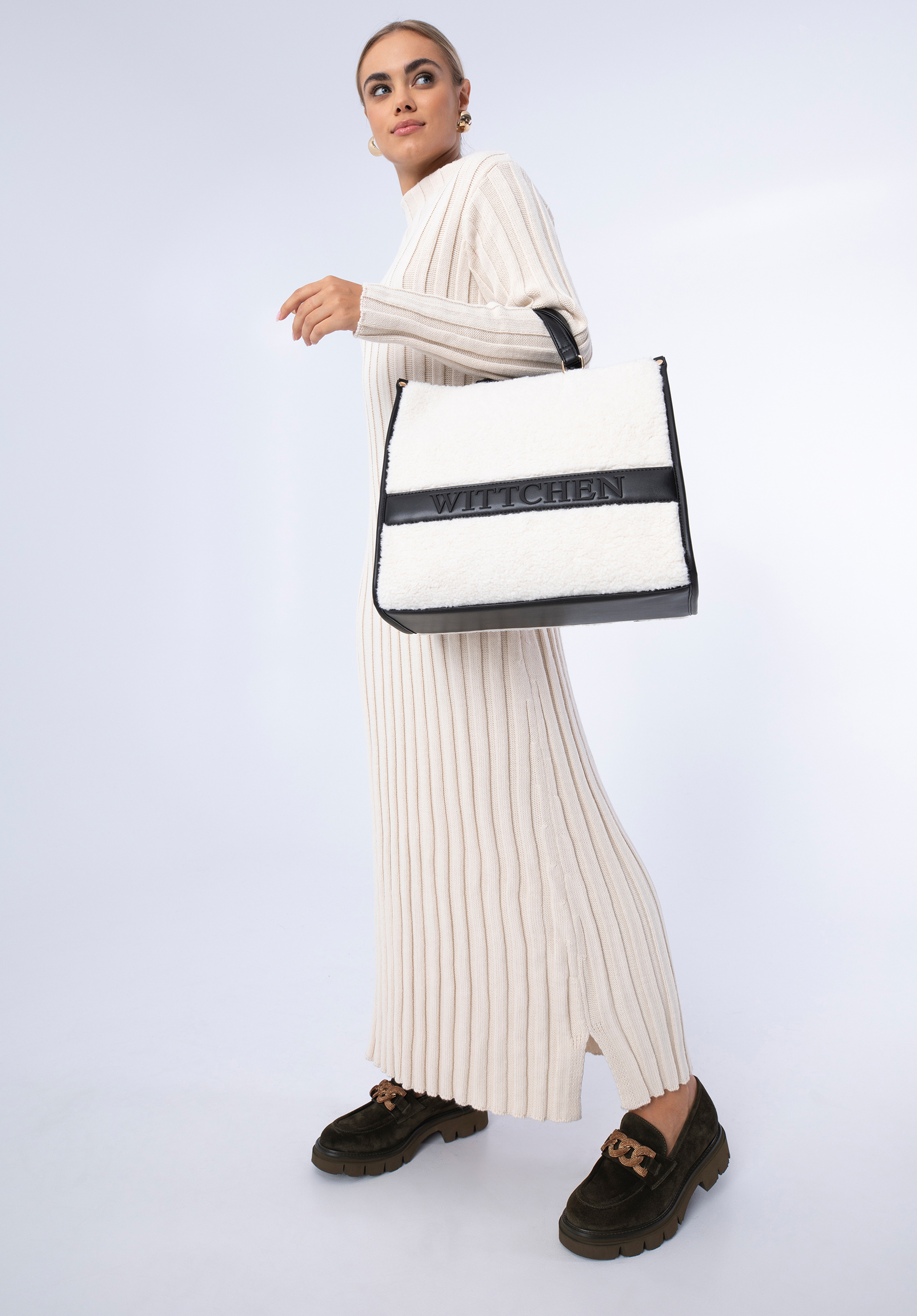 Umhängetasche aus Öko-Leder, creme-schwarz, 97-4Y-505-0, Bild 1