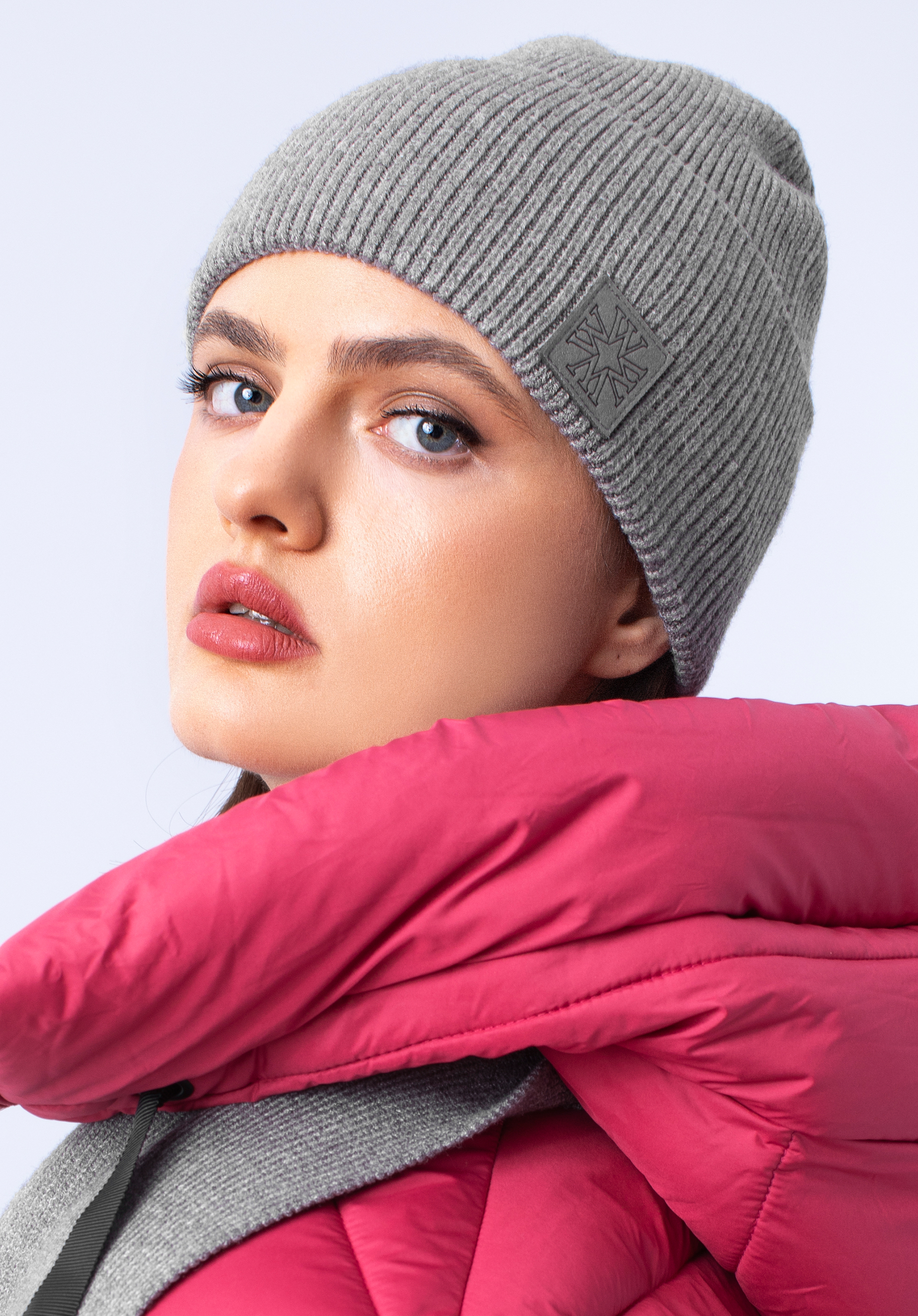 Damen-Blasenstrickmütze mit Bommel