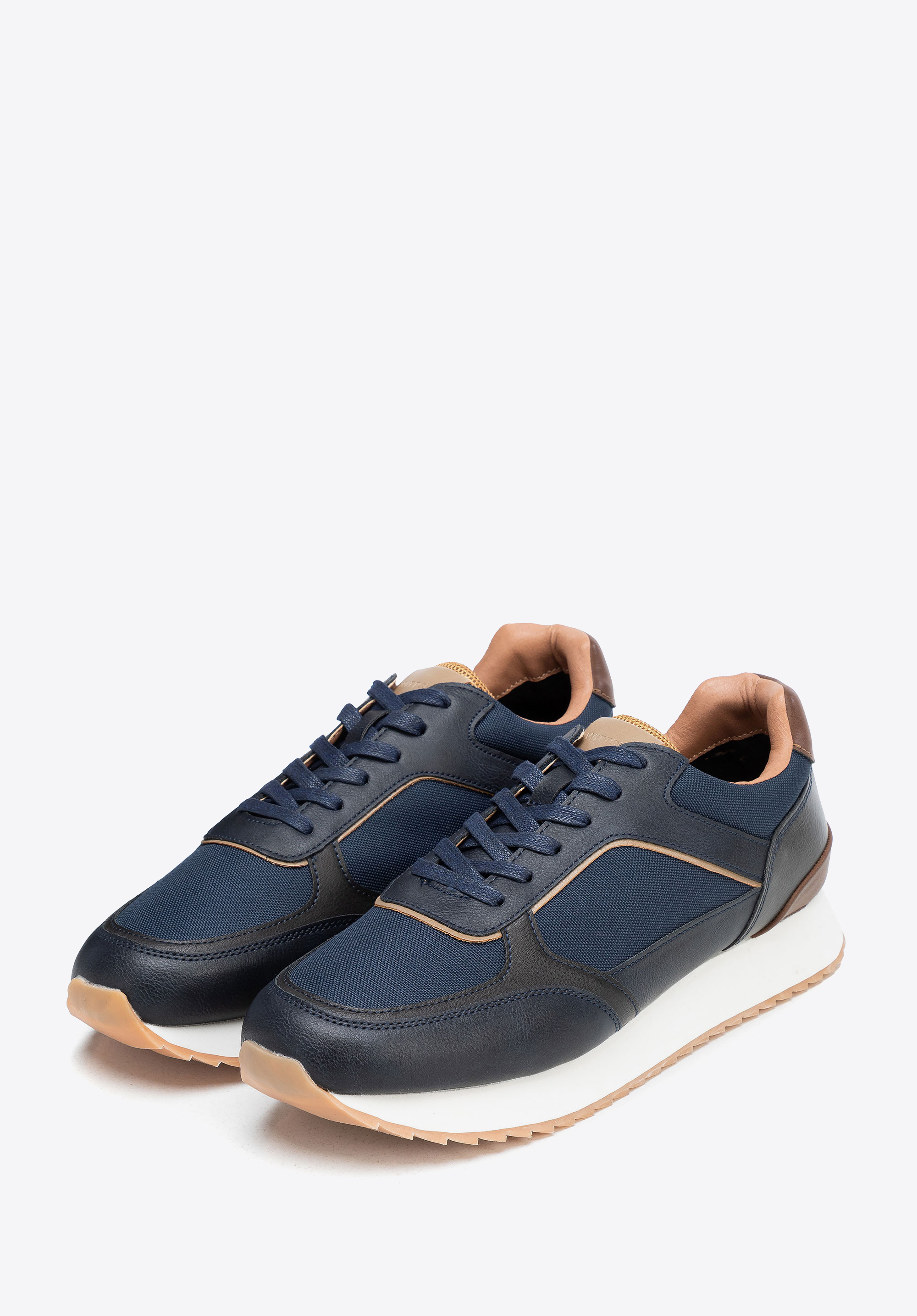 Herren-Sneaker mit kontrastierenden Texturen, dunkelblau-braun, 102-P-700-N-45, Bild 1