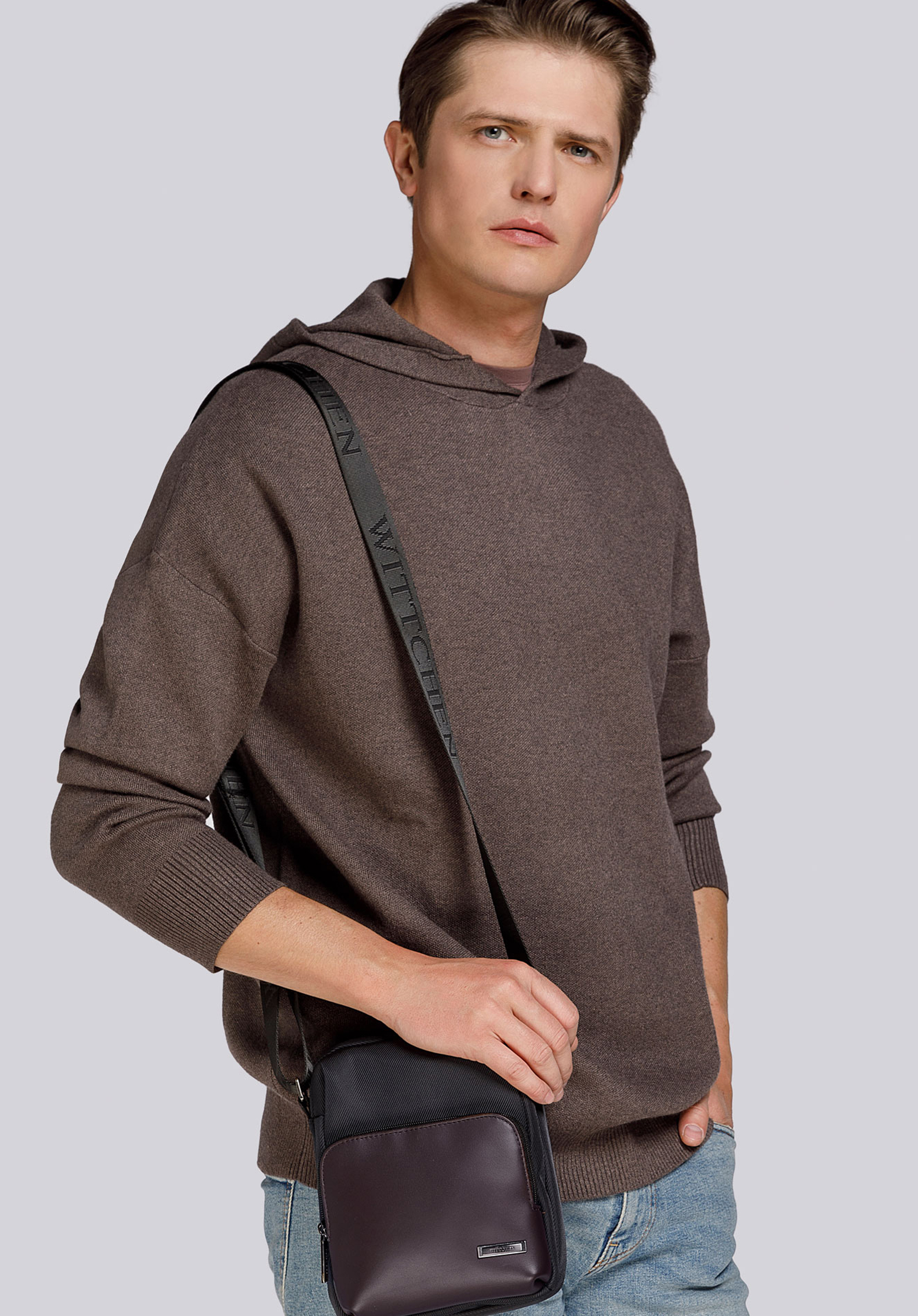 Kleine Umhängetasche für Herren aus Leder, dunkelblau-braun, 93-4U-903-17, Bild 1