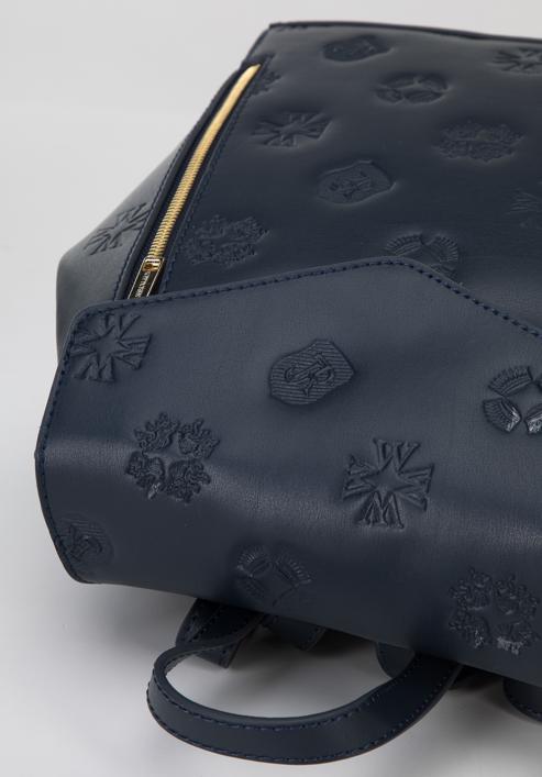 Damen-Rucksack aus Leder mit Monogramm und vertikalem Reißverschluss, dunkelblau, 96-4E-003-7, Bild 5
