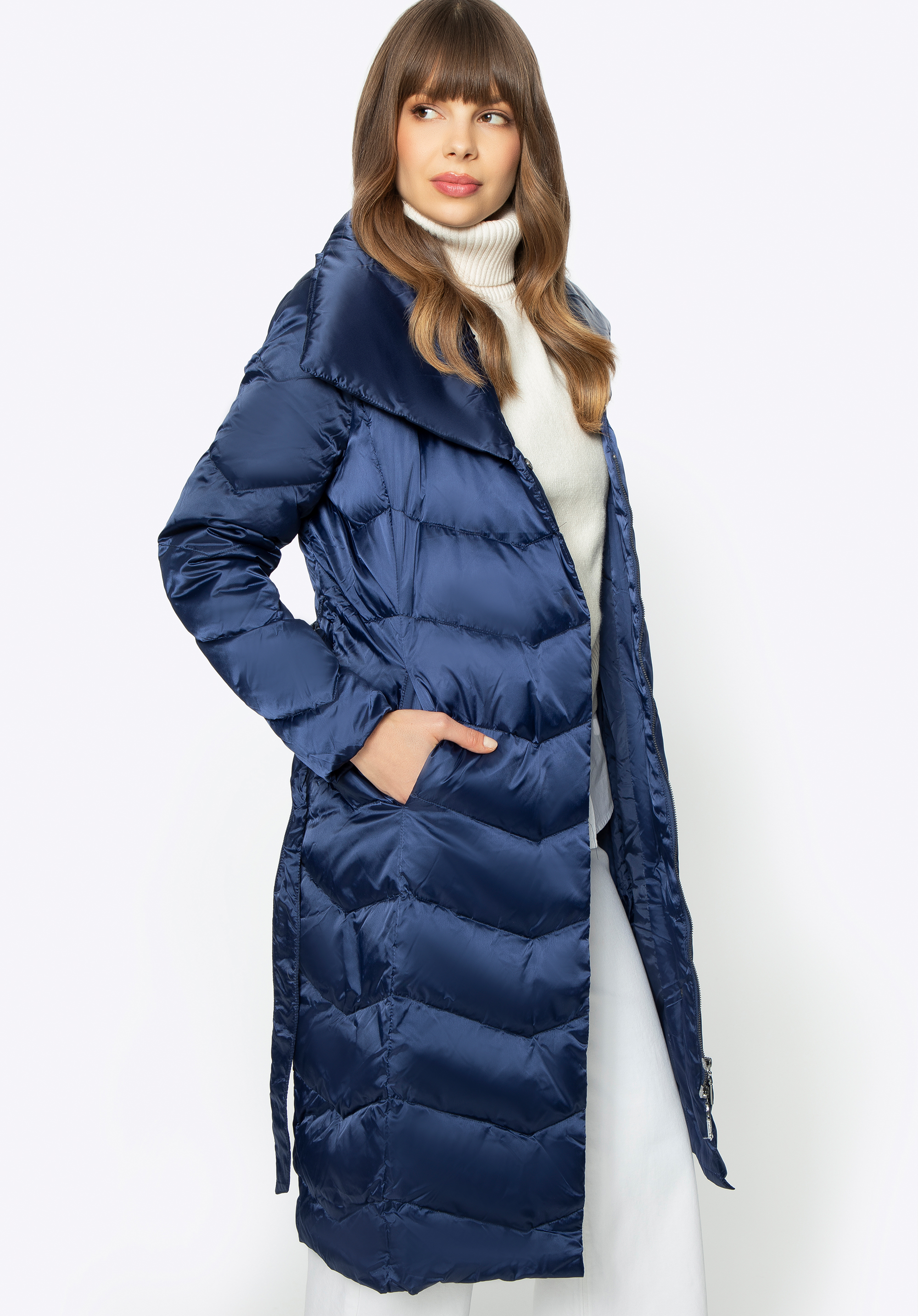 Daunenmantel für Damen mit Kapuze, dunkelblau, 95-9D-401-N-3XL, Bild 1