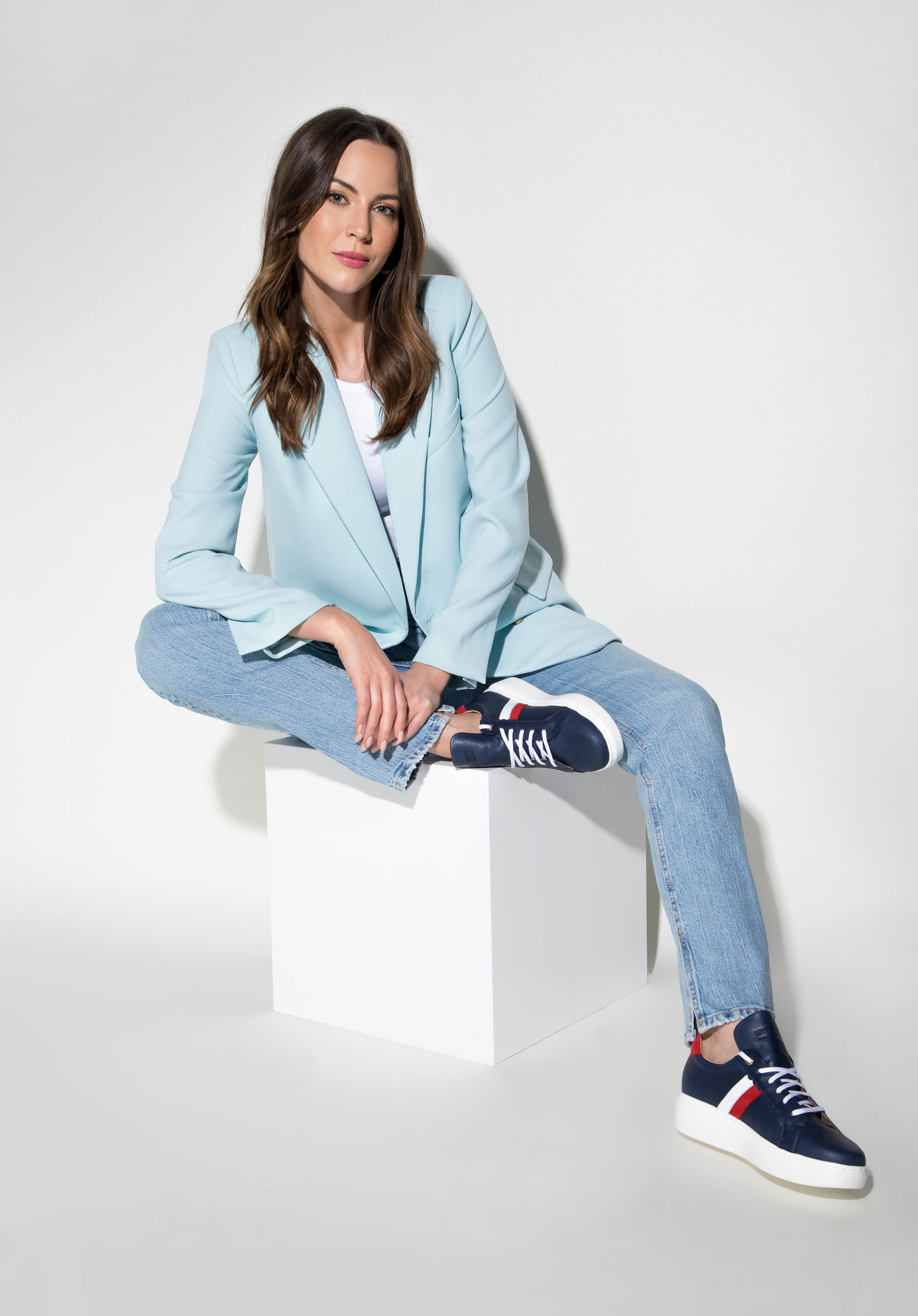 Sneakers für Damen aus Leder mit Rüsche, dunkelblau, 94-D-800-N-38, Bild 1