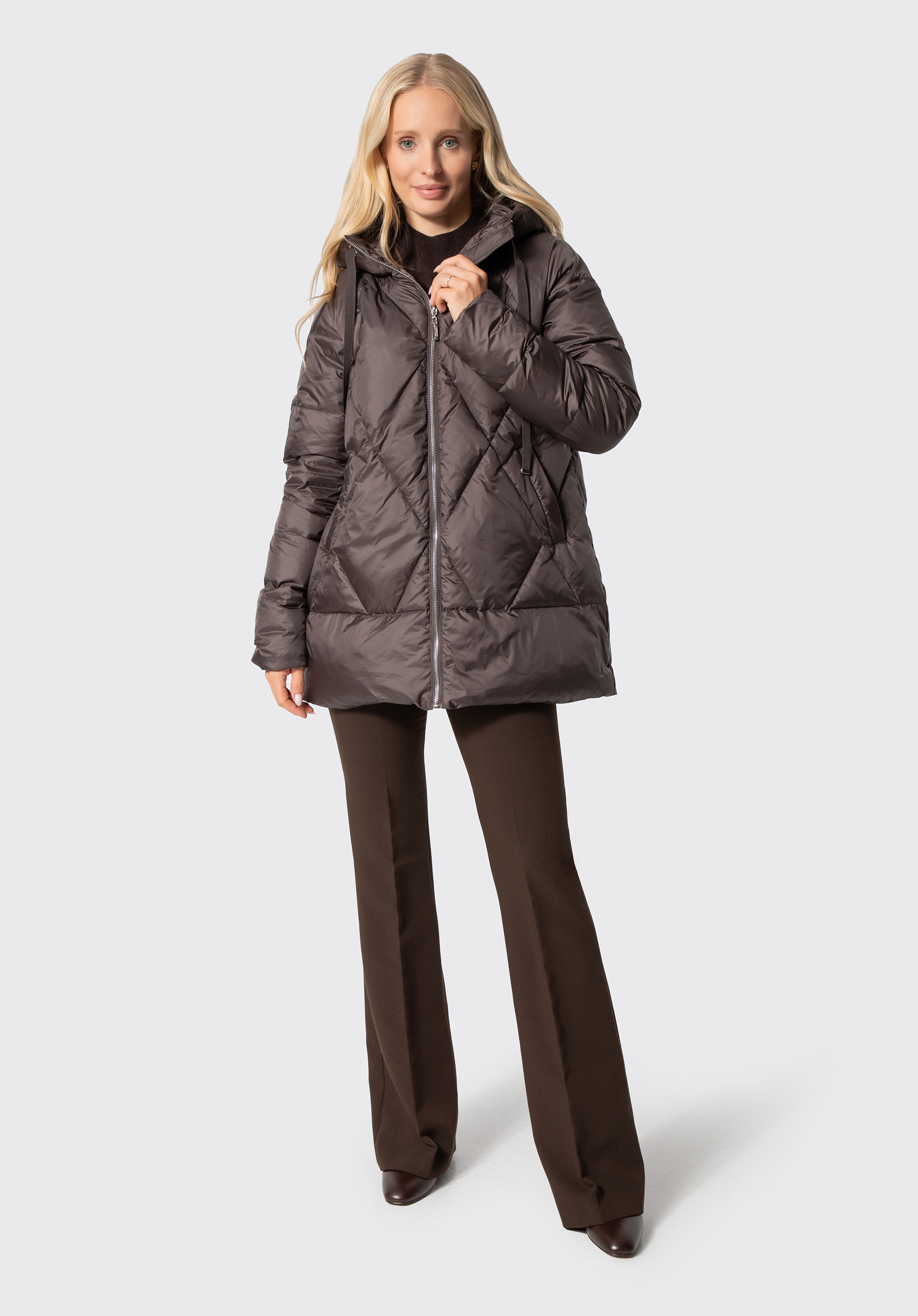 Damen-Daunenjacke mit hohem Kragen, dunkelbraun, 103-9D-408-4-2XL, Bild 1