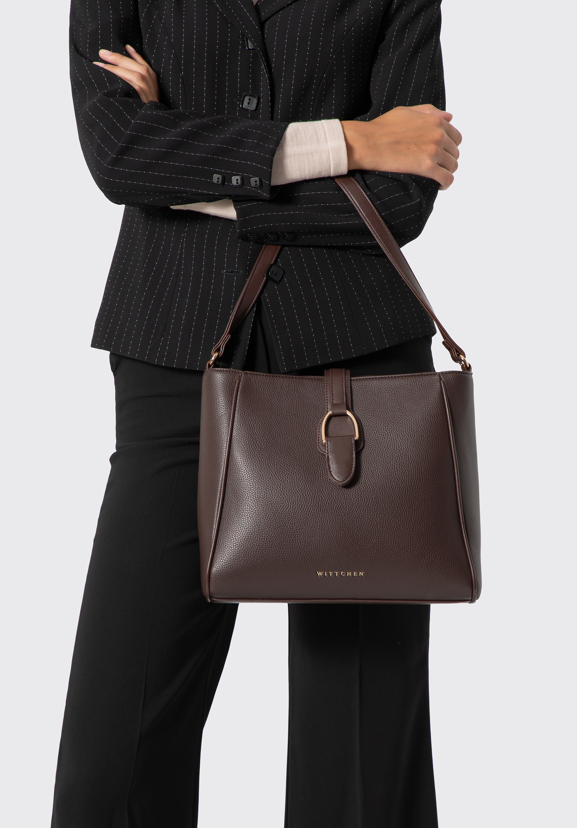 Damen-Schultertasche mit dekorativem Verschluss, dunkelbraun, 103-4Y-512-4, Bild 1
